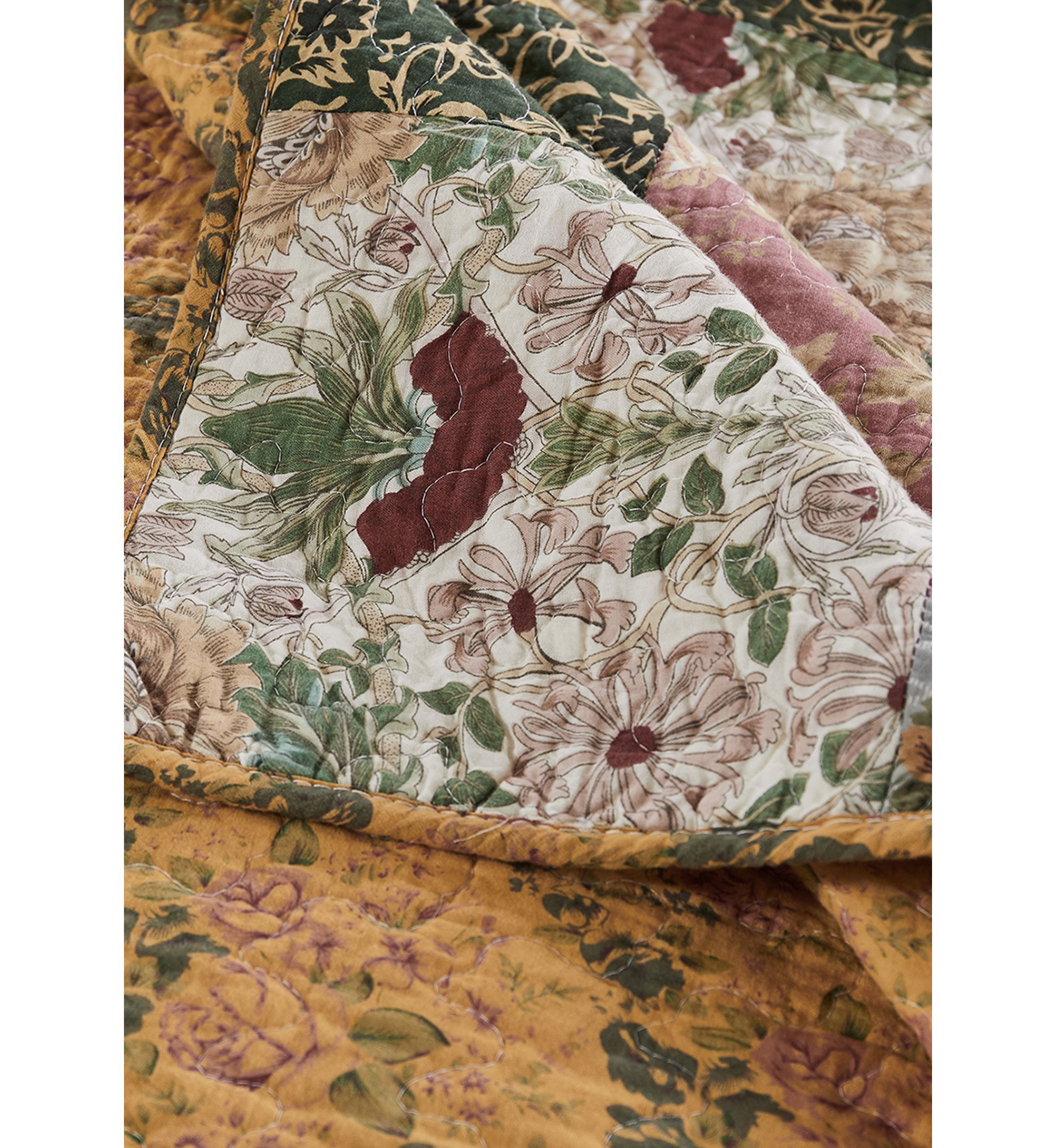 Antique Chic Throw