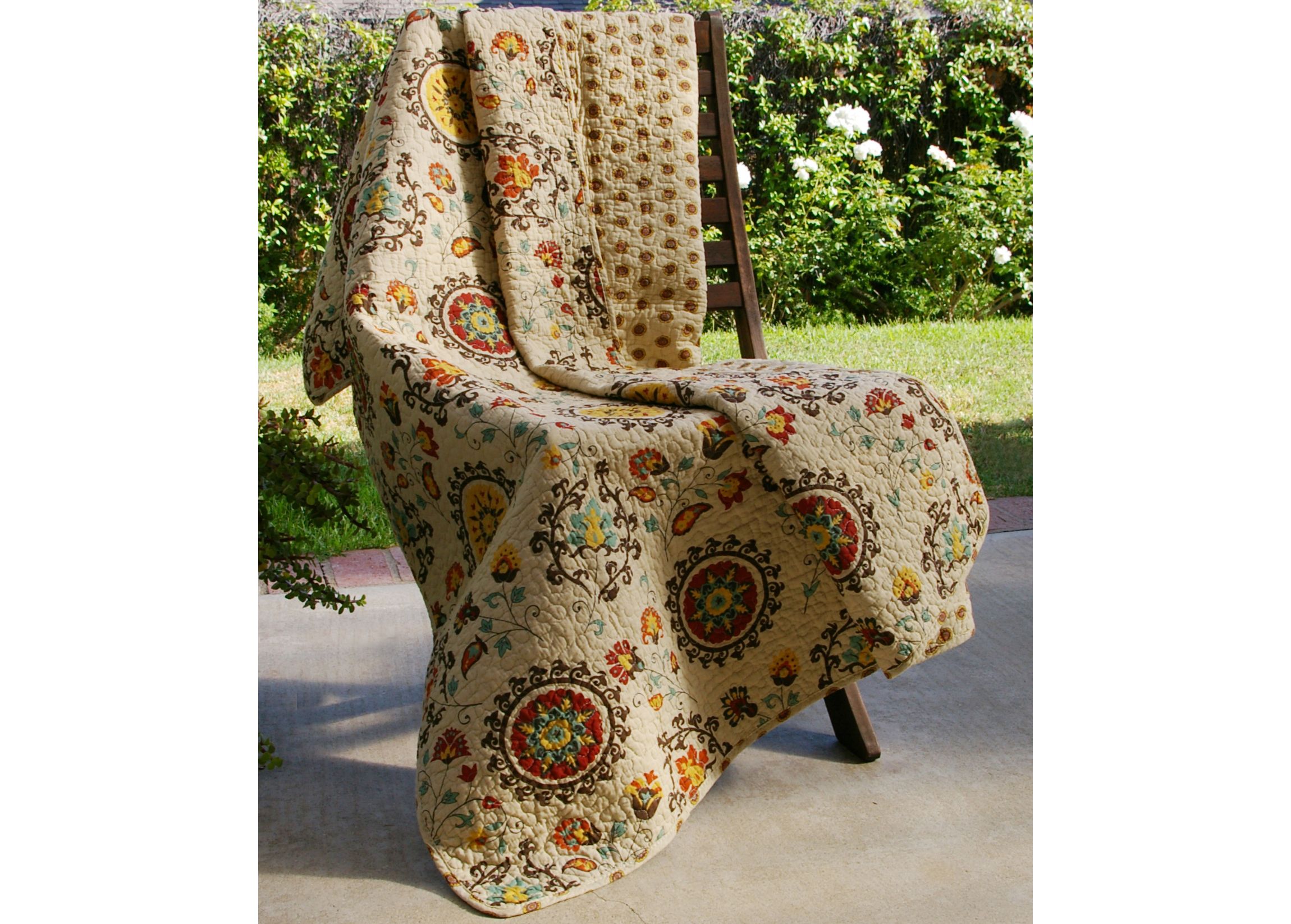 Andorra Throw