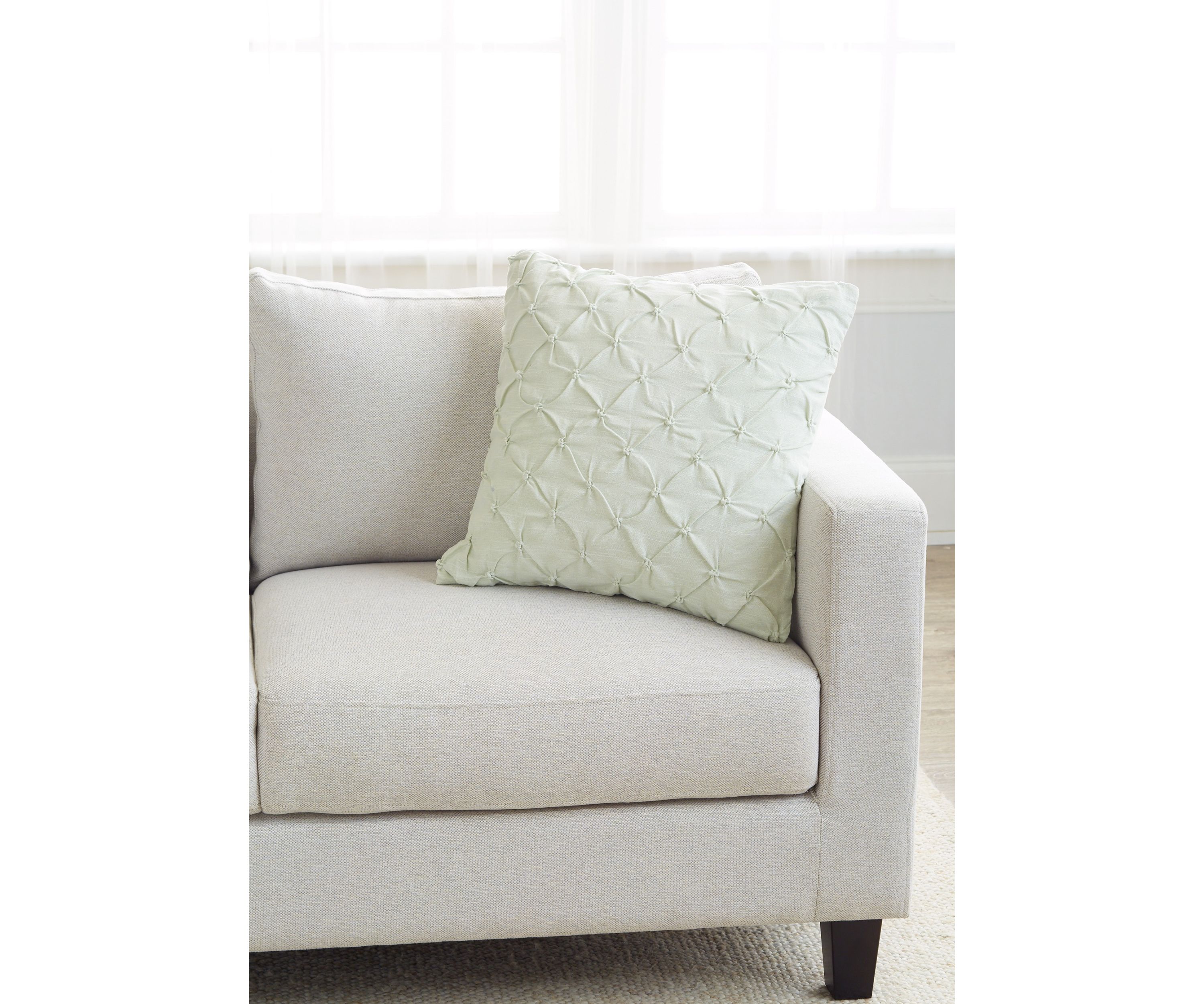 Diamond Tuck Pillow