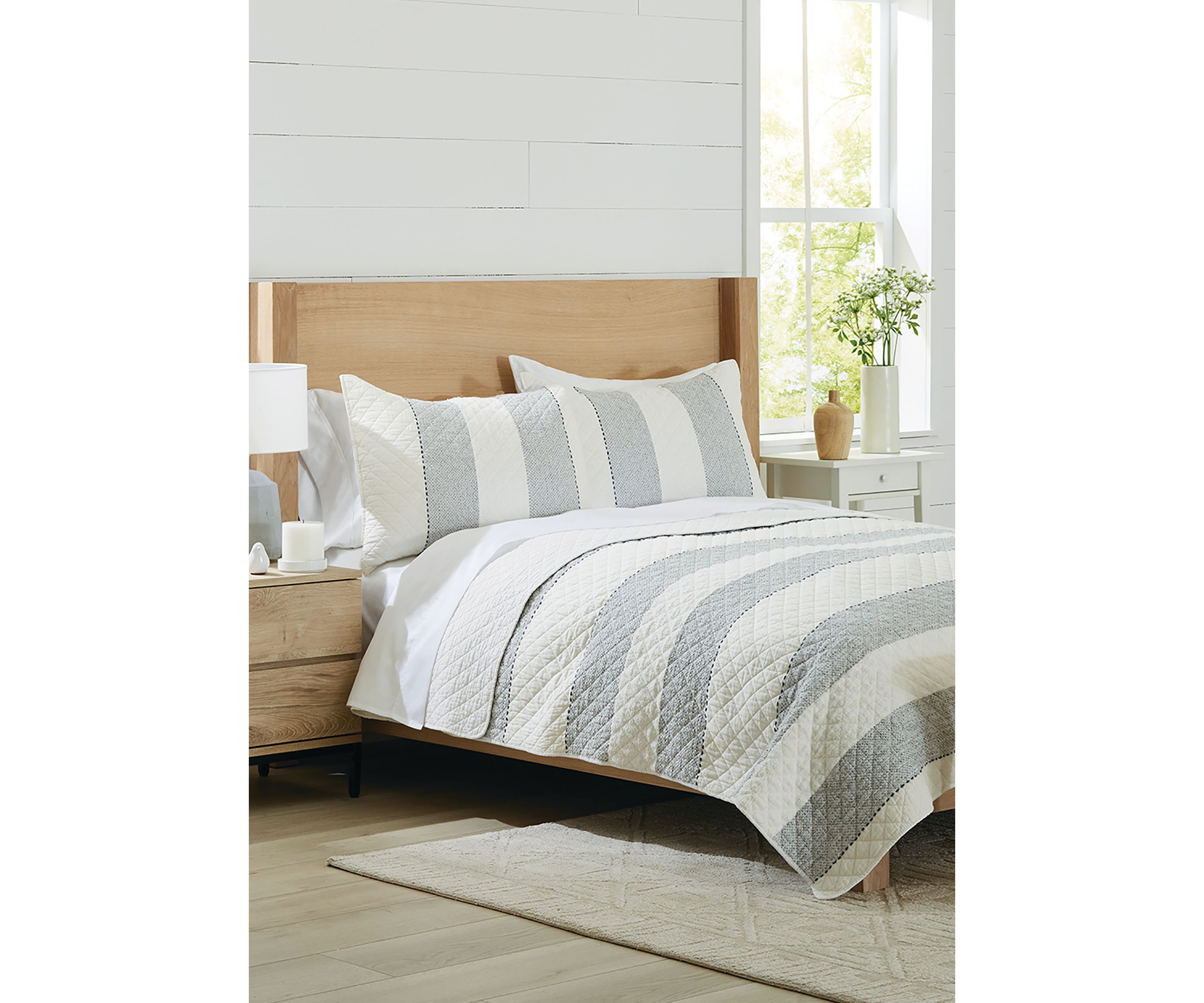 Mix Media Stripe 3 Piece Quilt Set