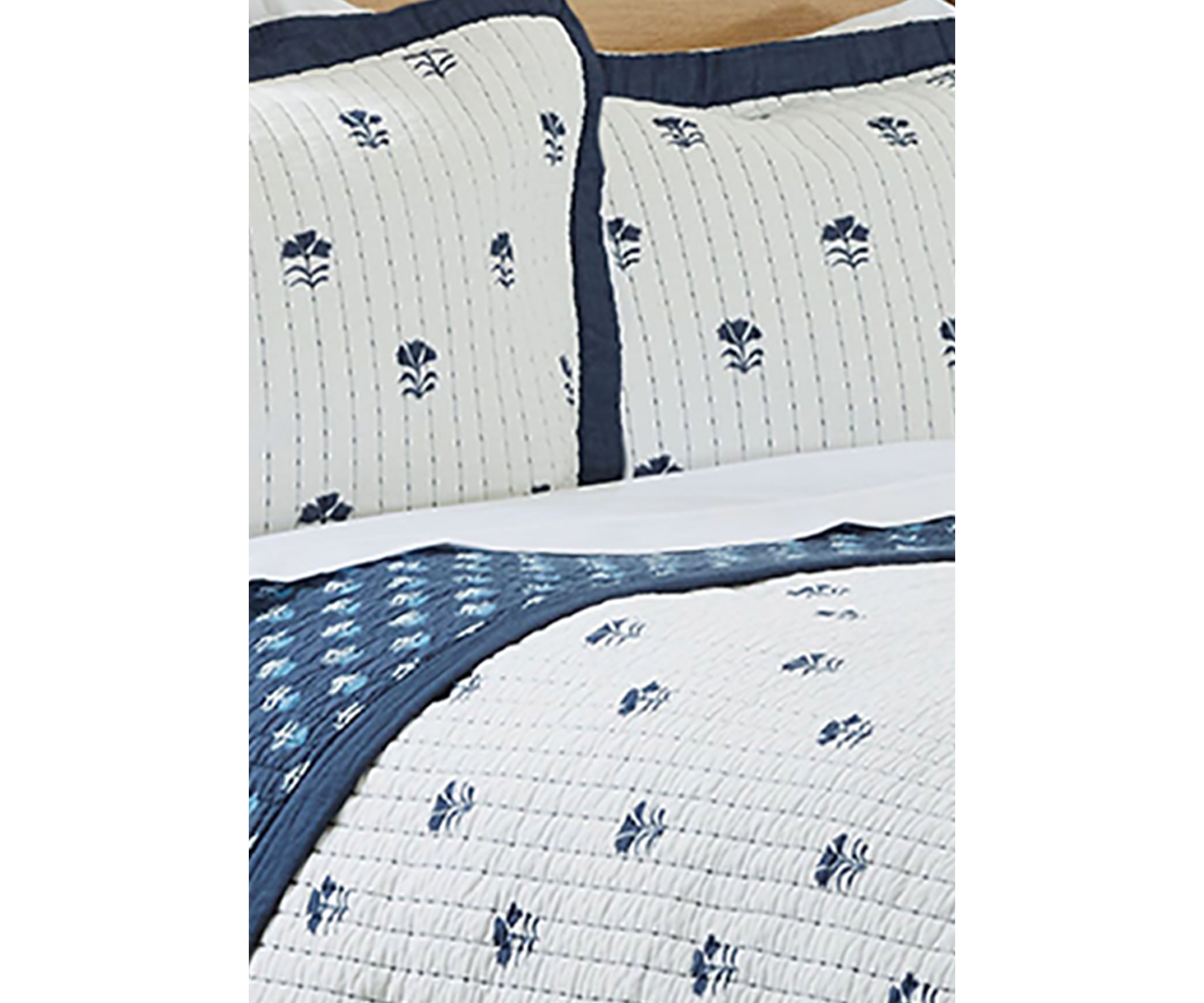 Block Floral 3-Piece Quilt Set