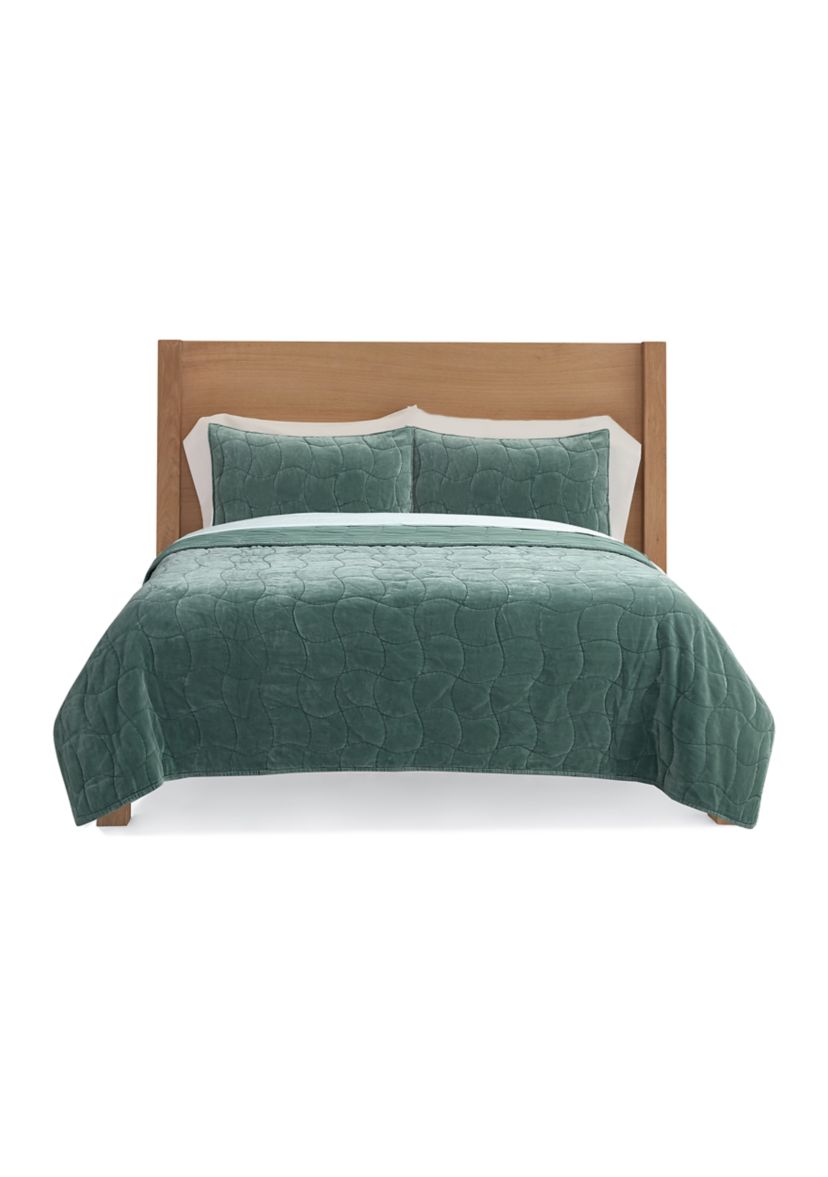 Velvet Quilt Set