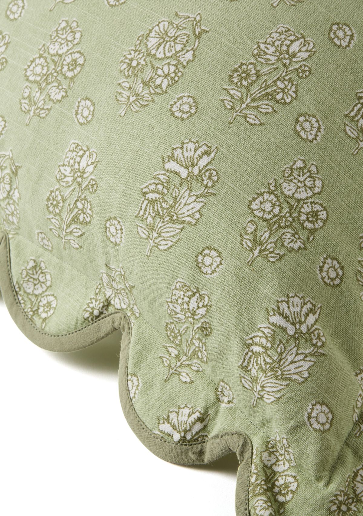 Floral Printed Scalloped Throw Pillow