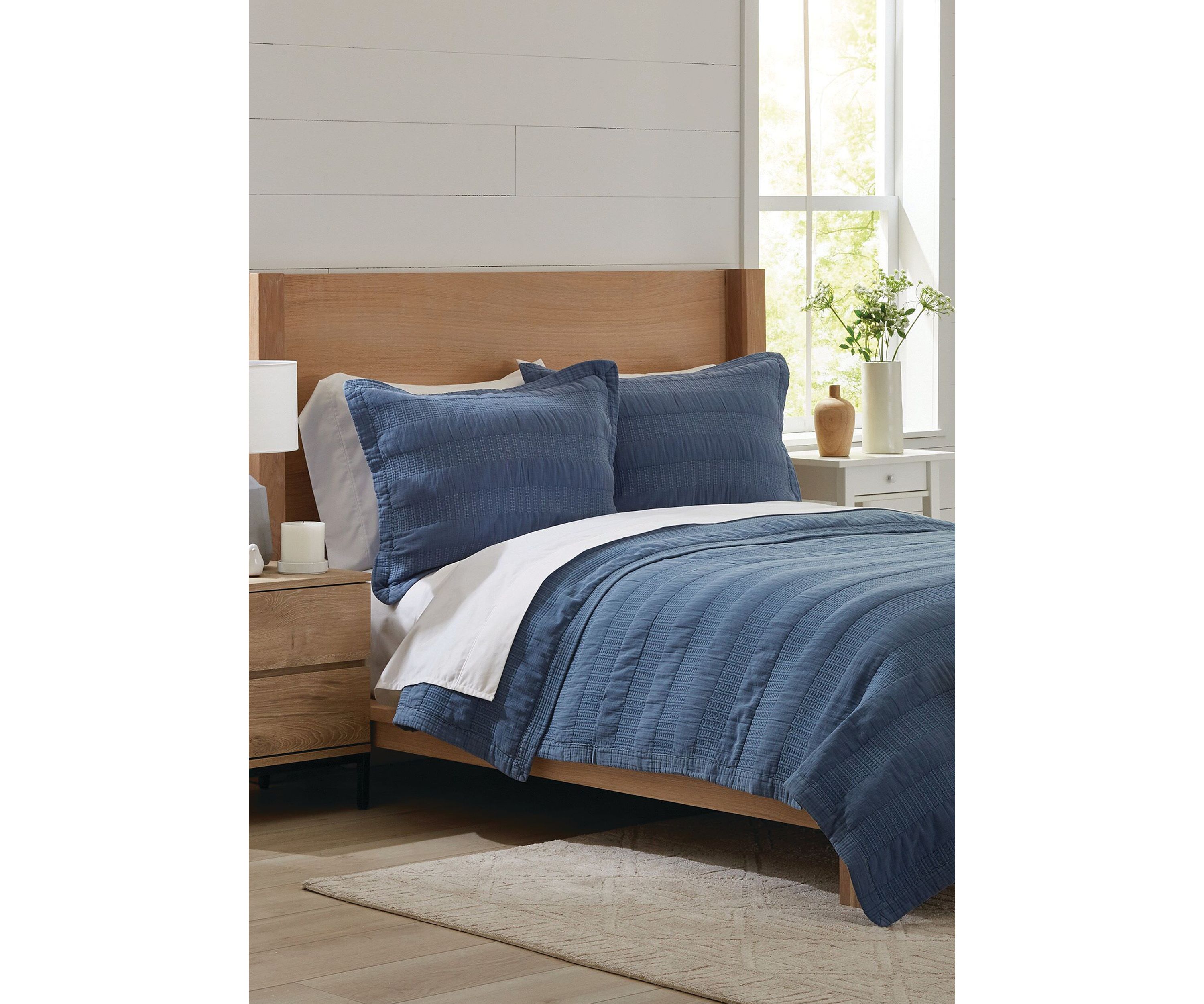 3-Piece Embroidered Quilt Set