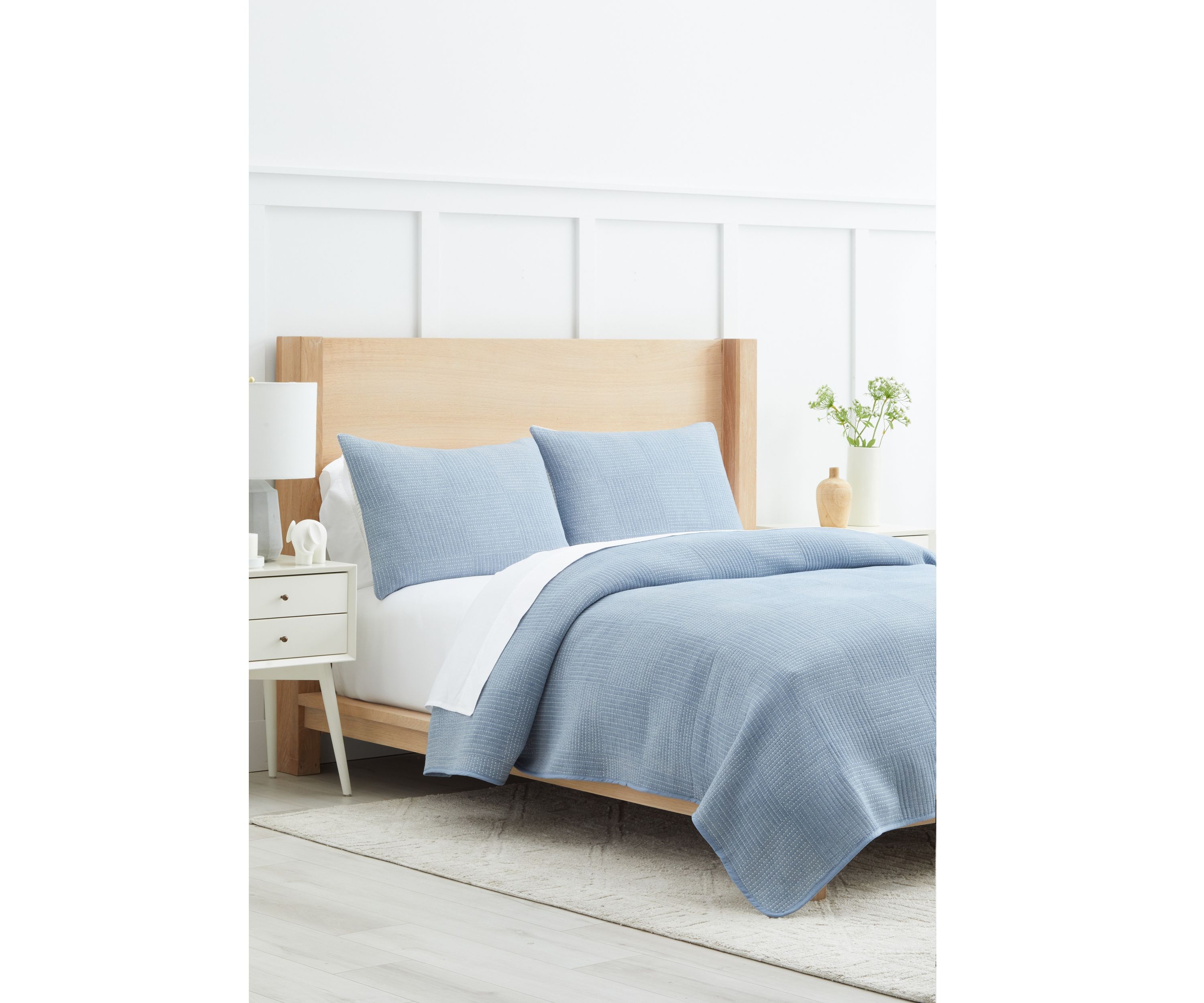 Checkerboard Stitch Quilt Set