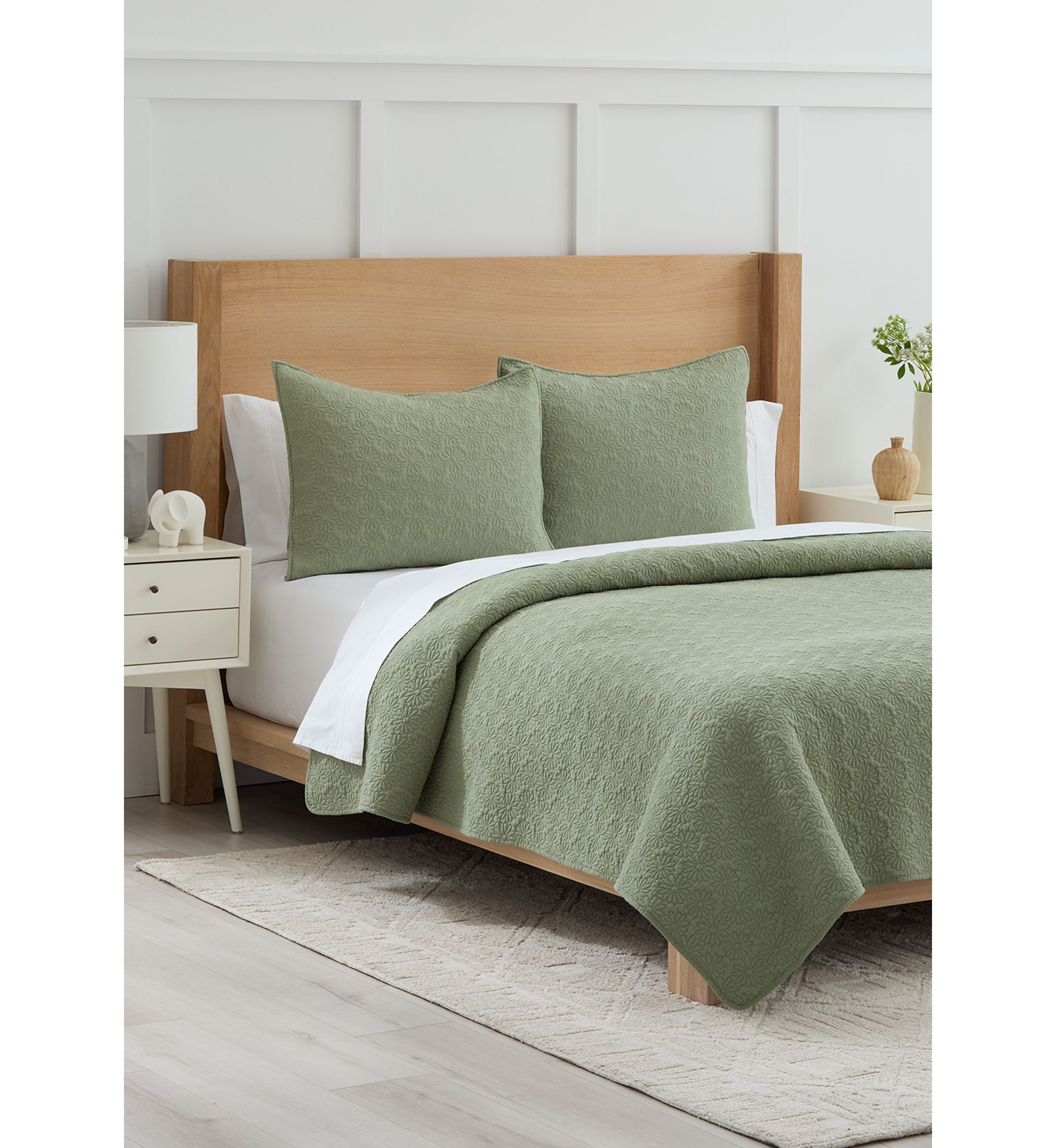 Floral Stitch Quilt Set