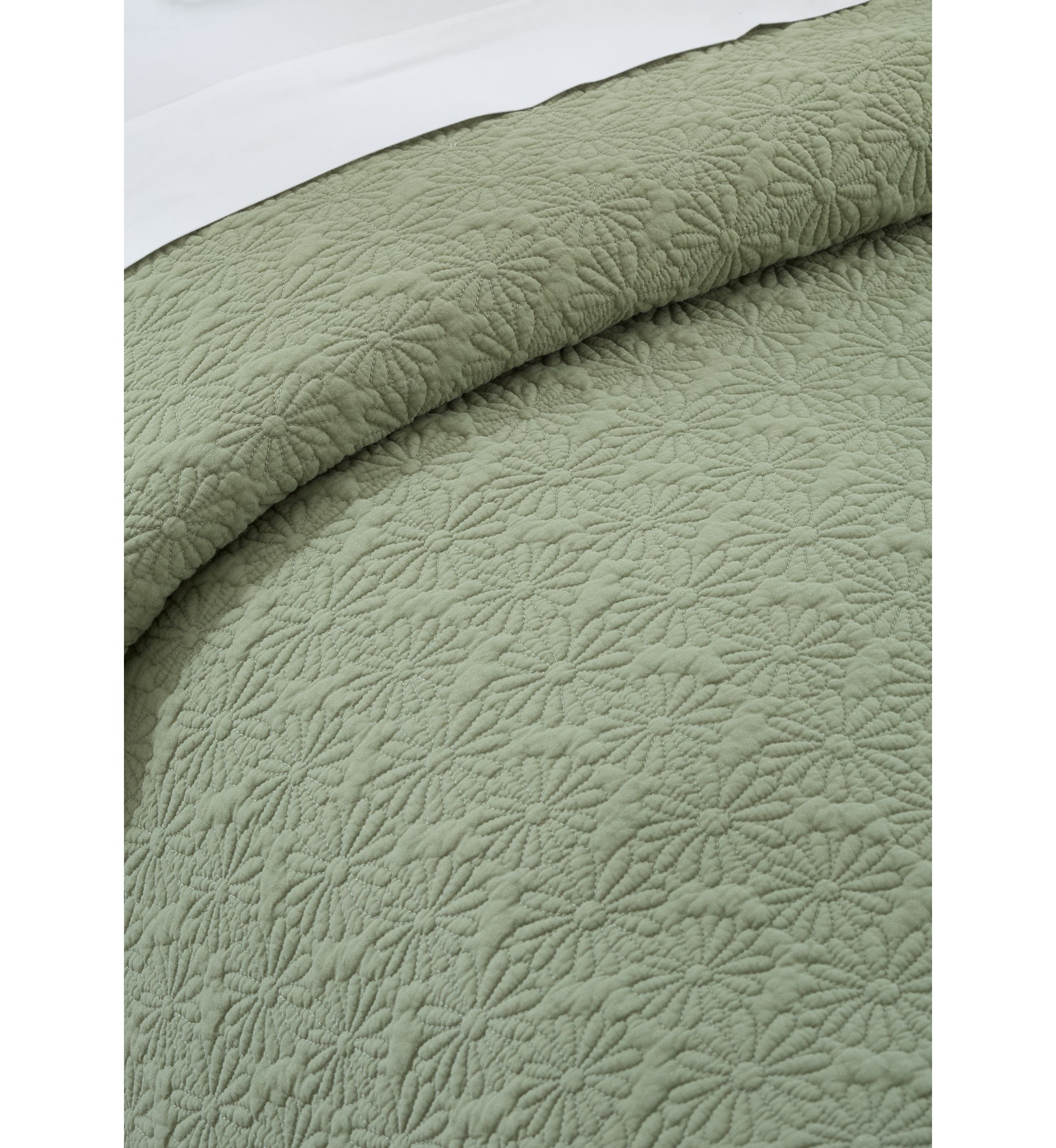 Floral Stitch Quilt Set
