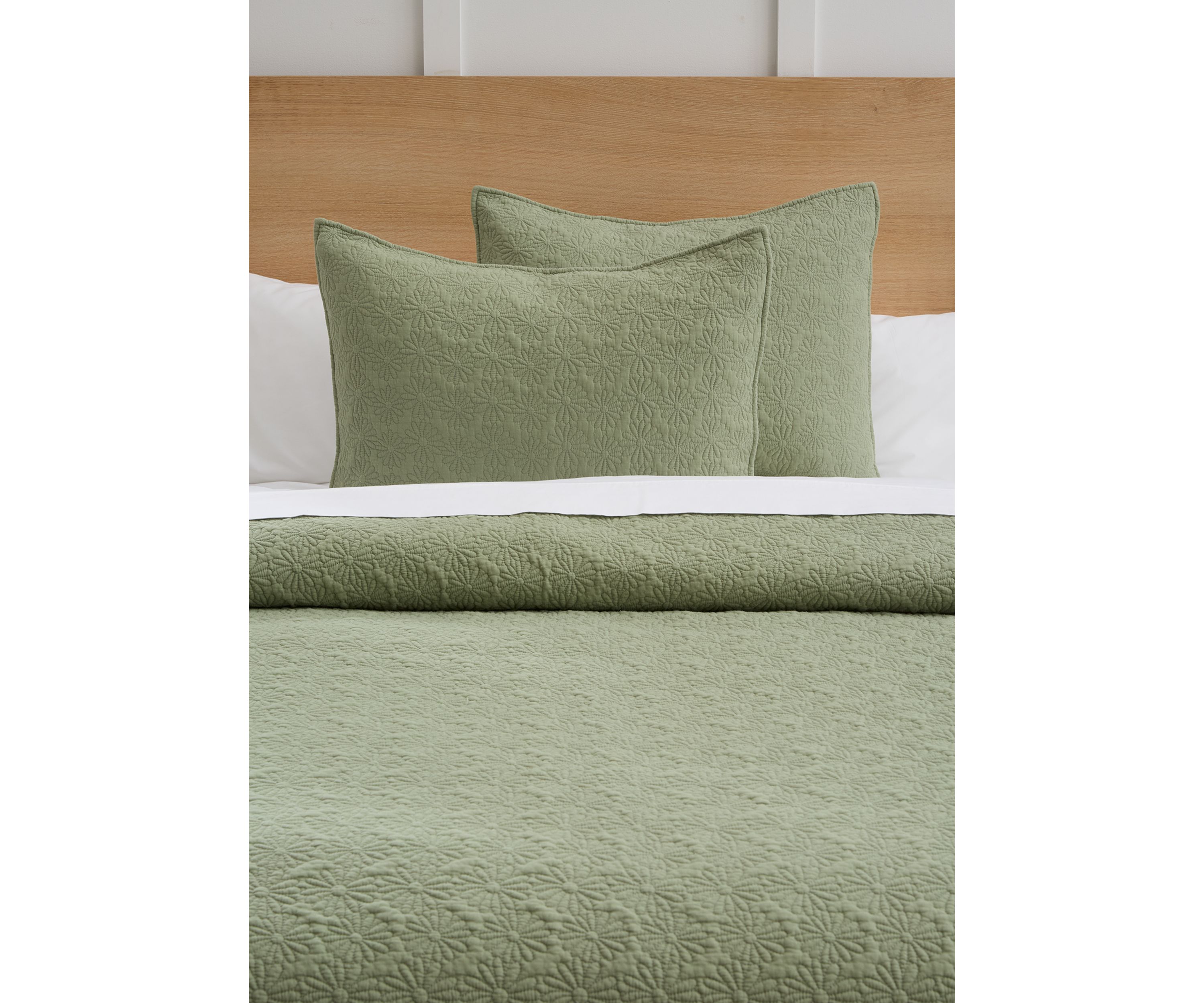 Floral Stitch Quilt Set