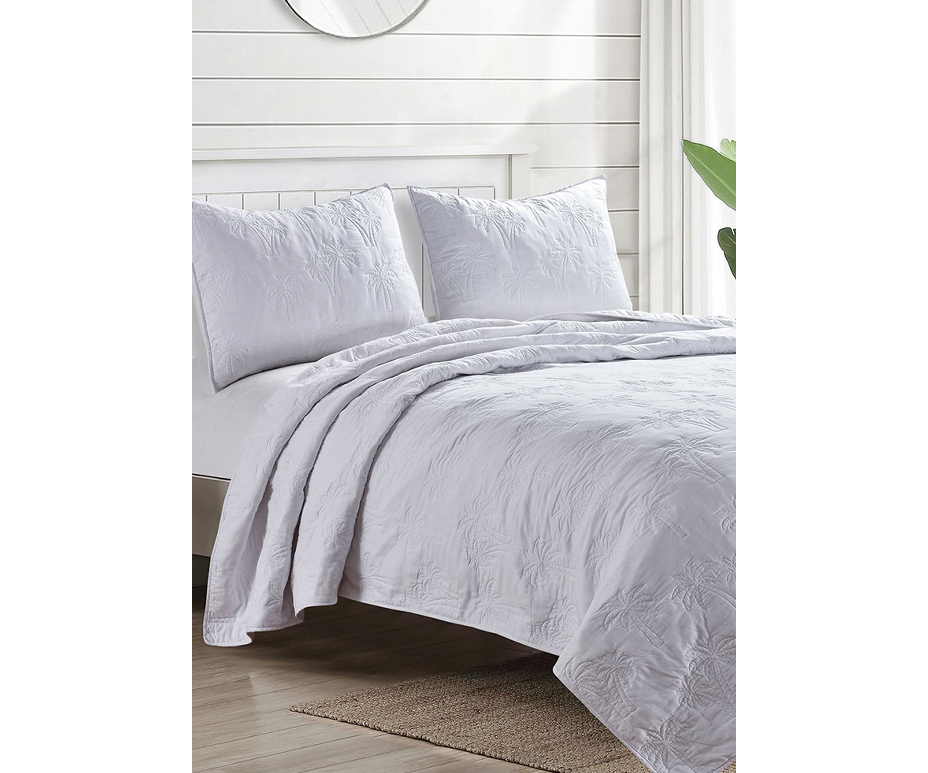 White Solid Palm Quilt Set