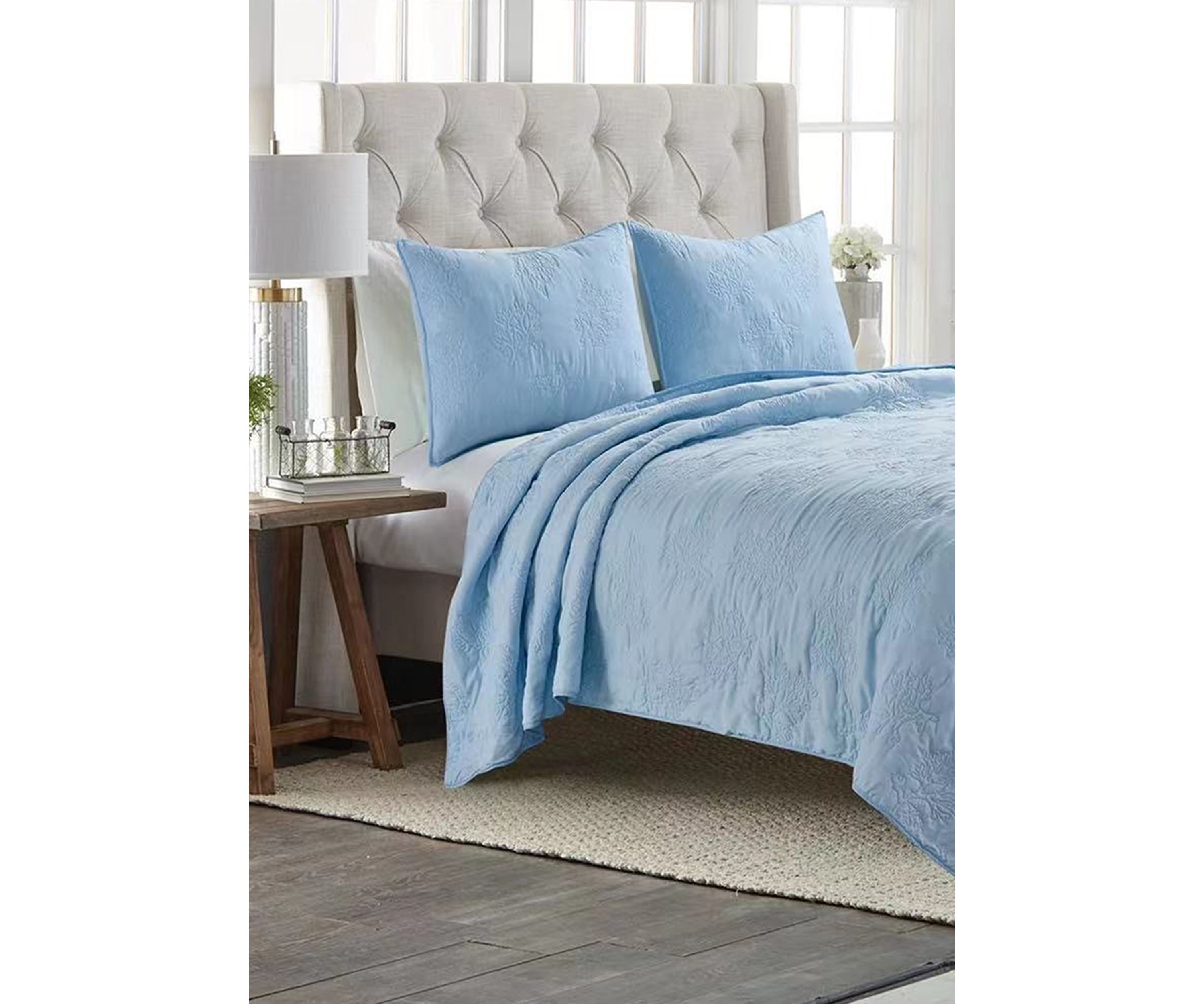 Solid Coral Quilt Set