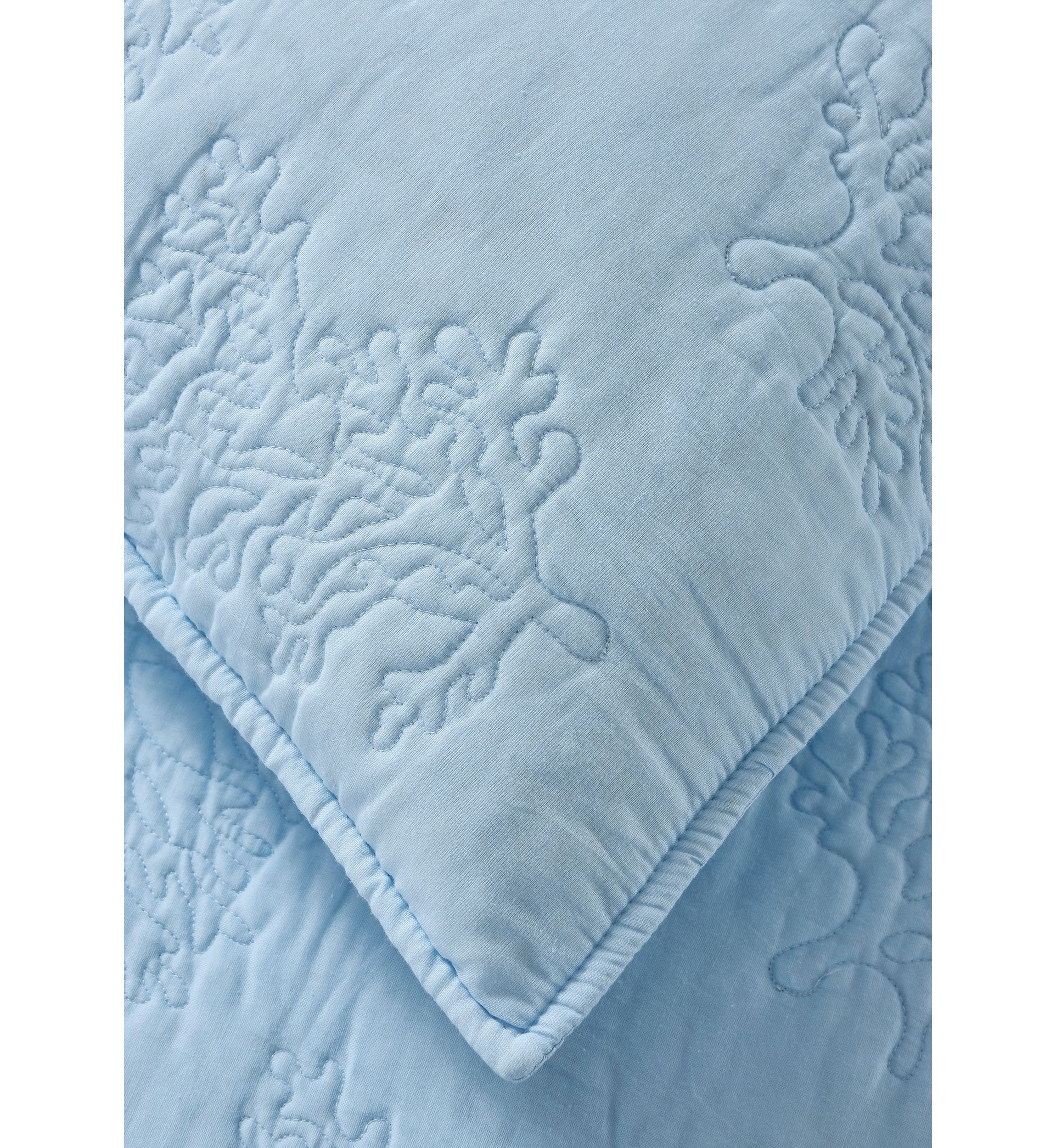 Solid Coral Quilt Set