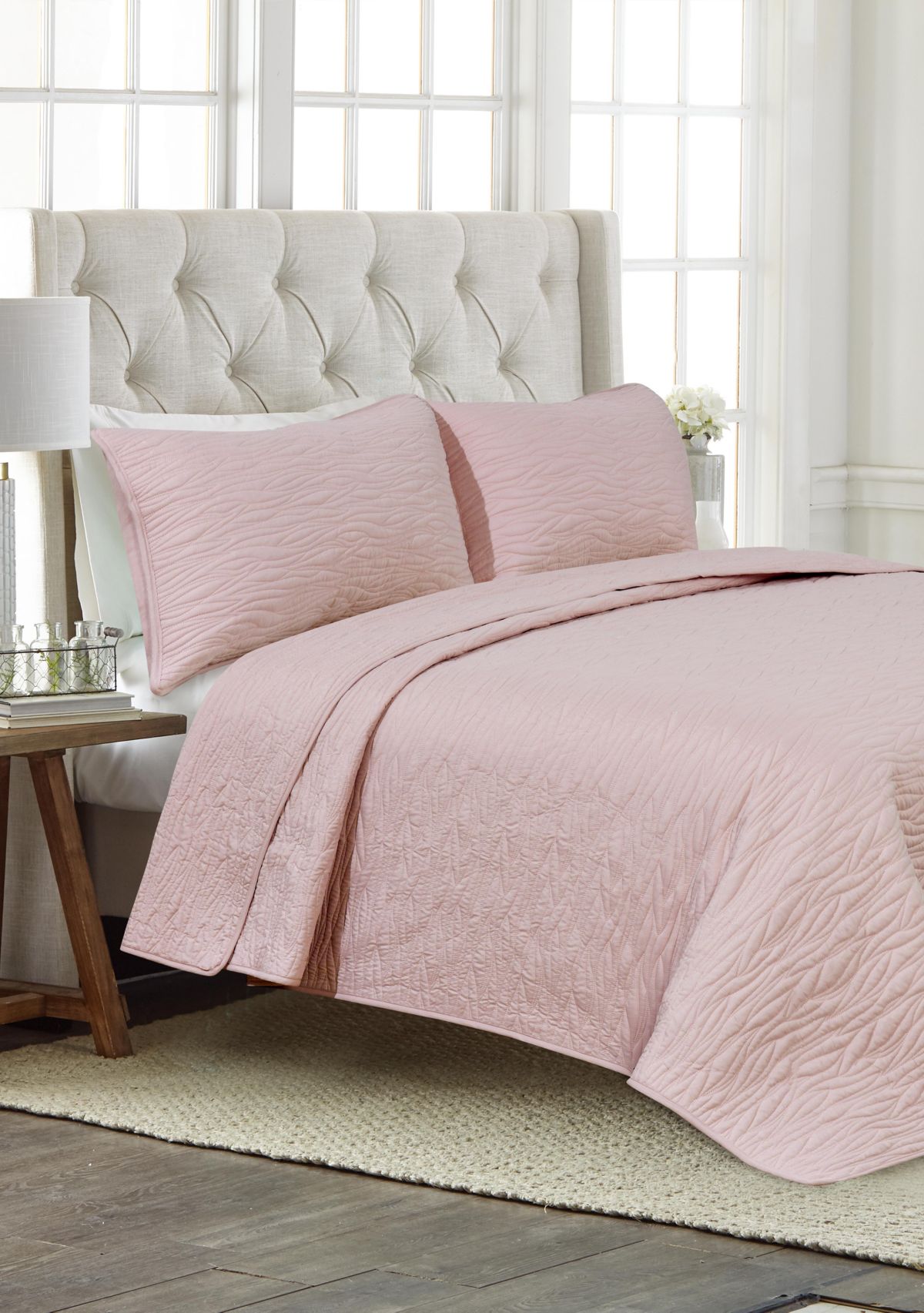 Sepia Rose Wave Stitch Quilt Set