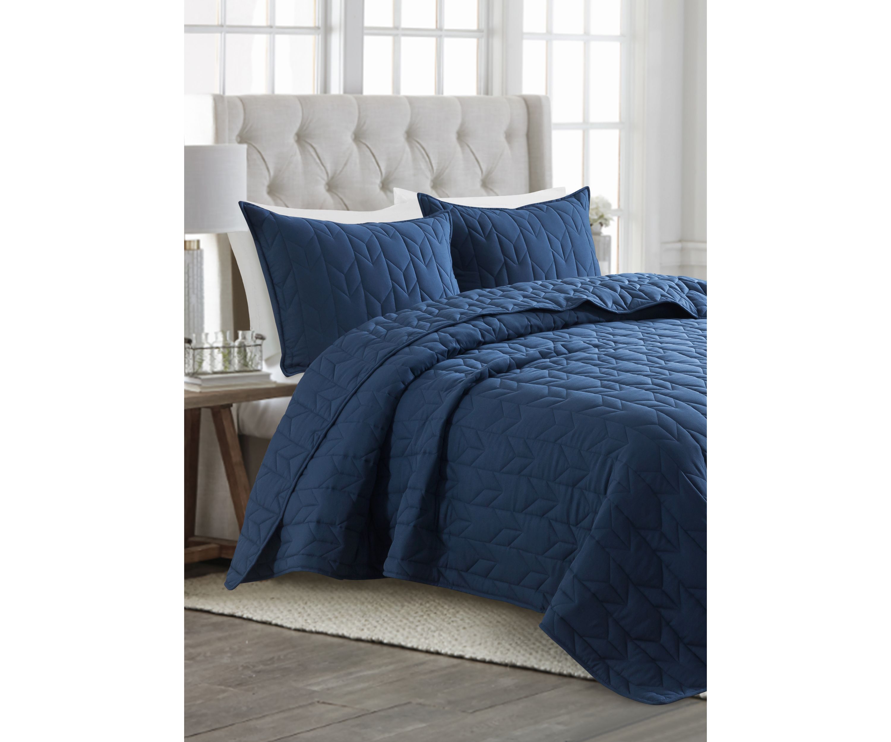 Chevron Stitch Quilt Set