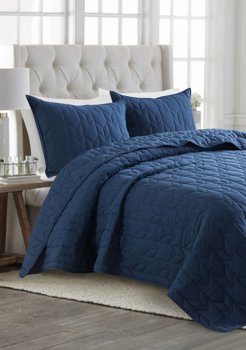 Chevron Stitch Quilt Set