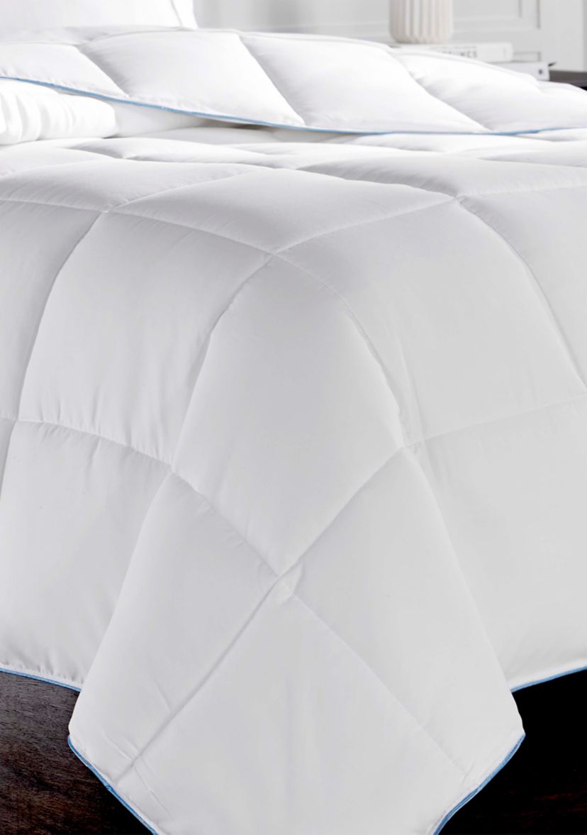 All Seasons Down Alternative Comforter