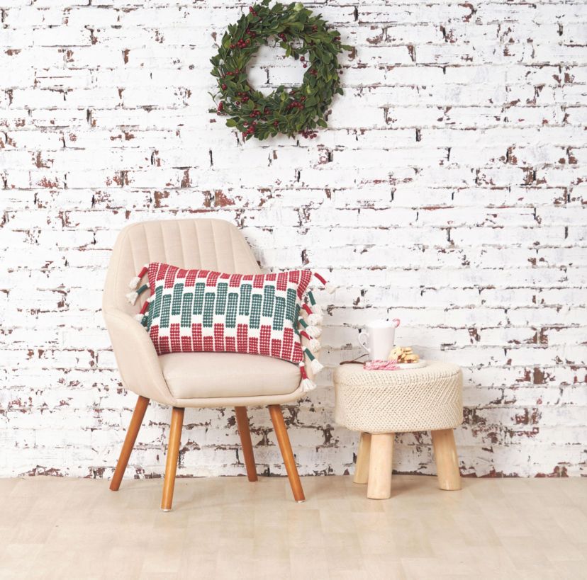Bethel Ruby & Jungle Christmas Throw Pillow 14" x 22"