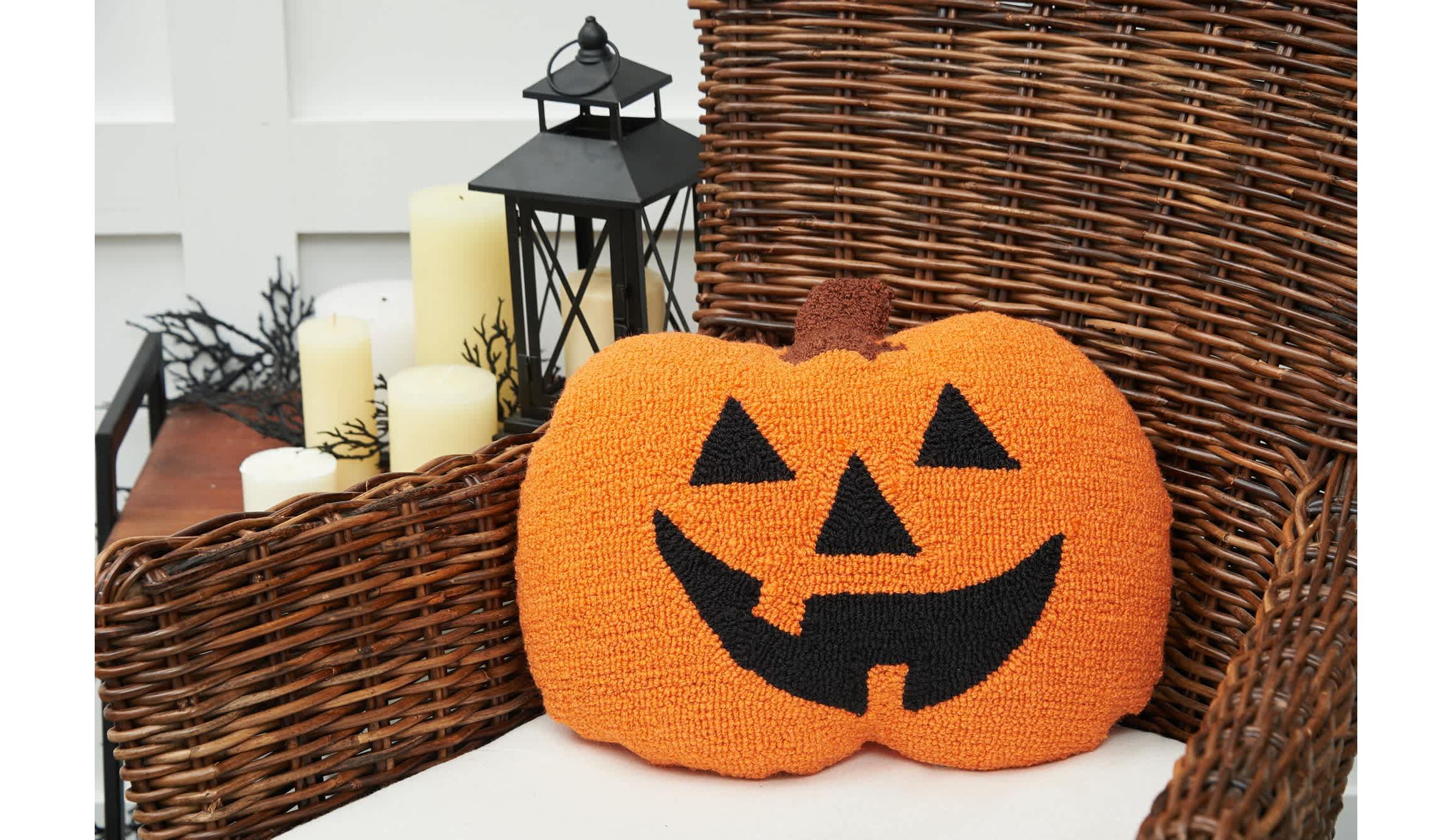 Pumpkin Shaped Halloween Hooked Halloween Throw Pillow 16" x 18"