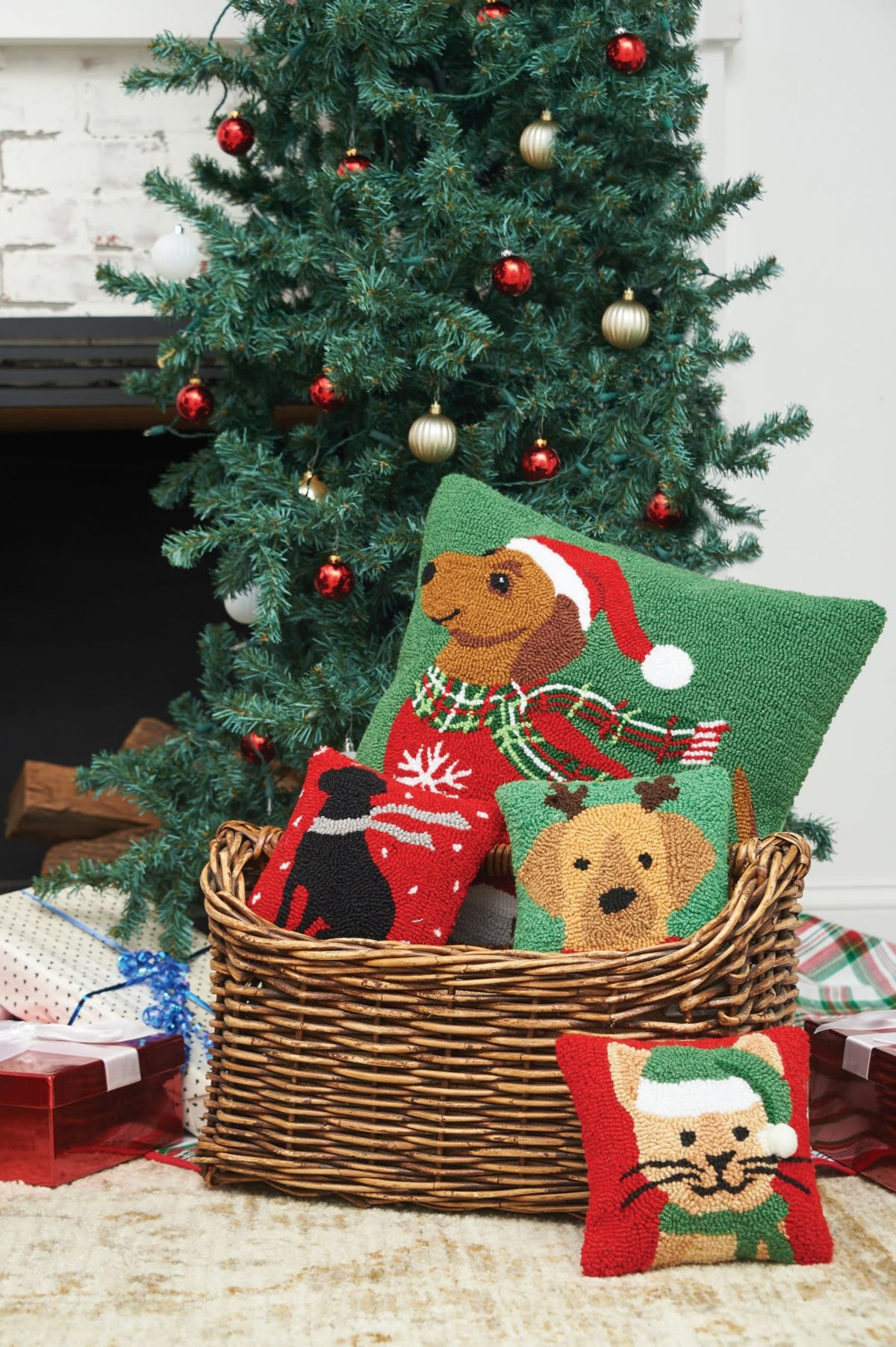 Winter Christmas Black Dog Hooked Christmas Throw Pillow 8" x 8"