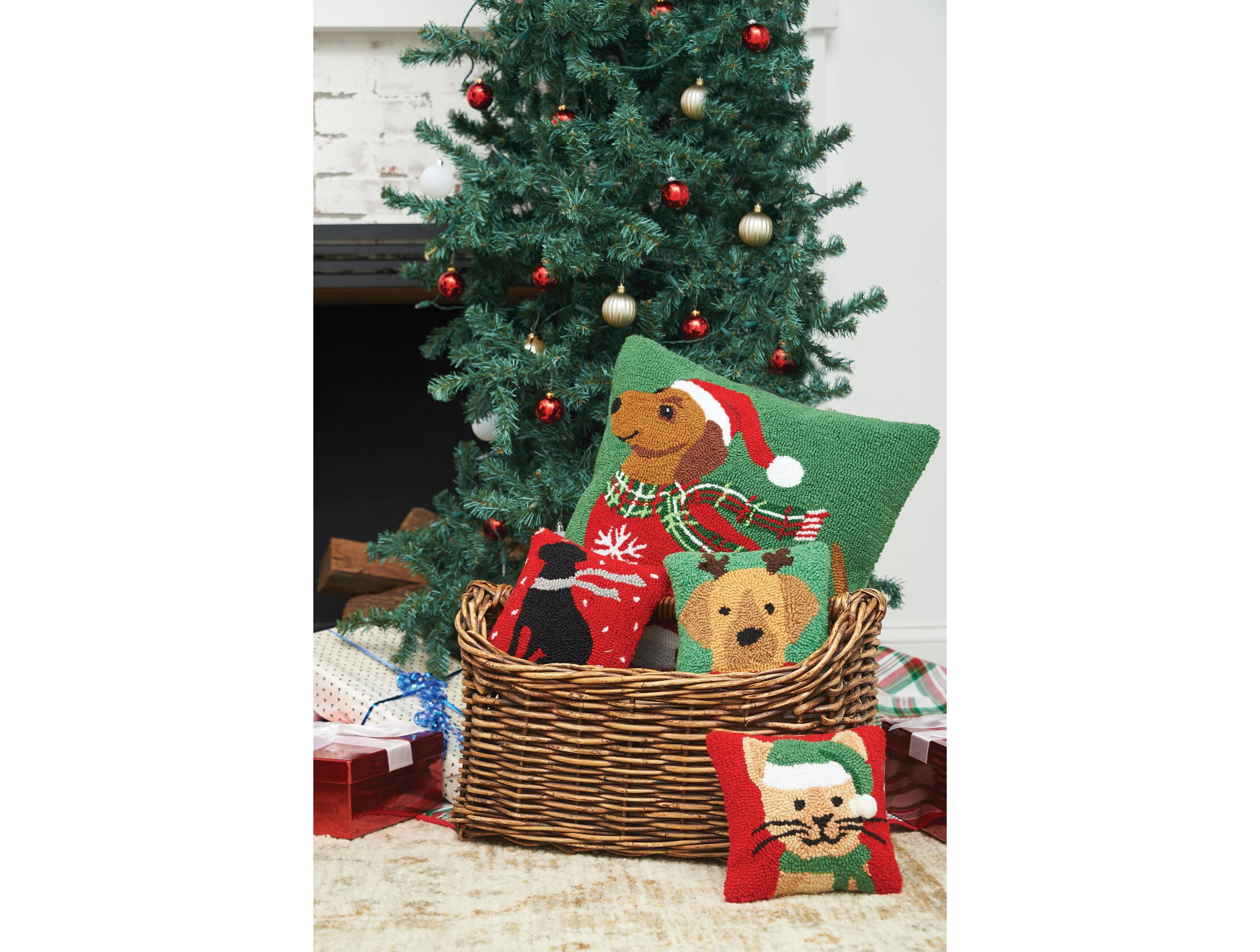 Winter Christmas Black Dog Hooked Christmas Throw Pillow 8" x 8"