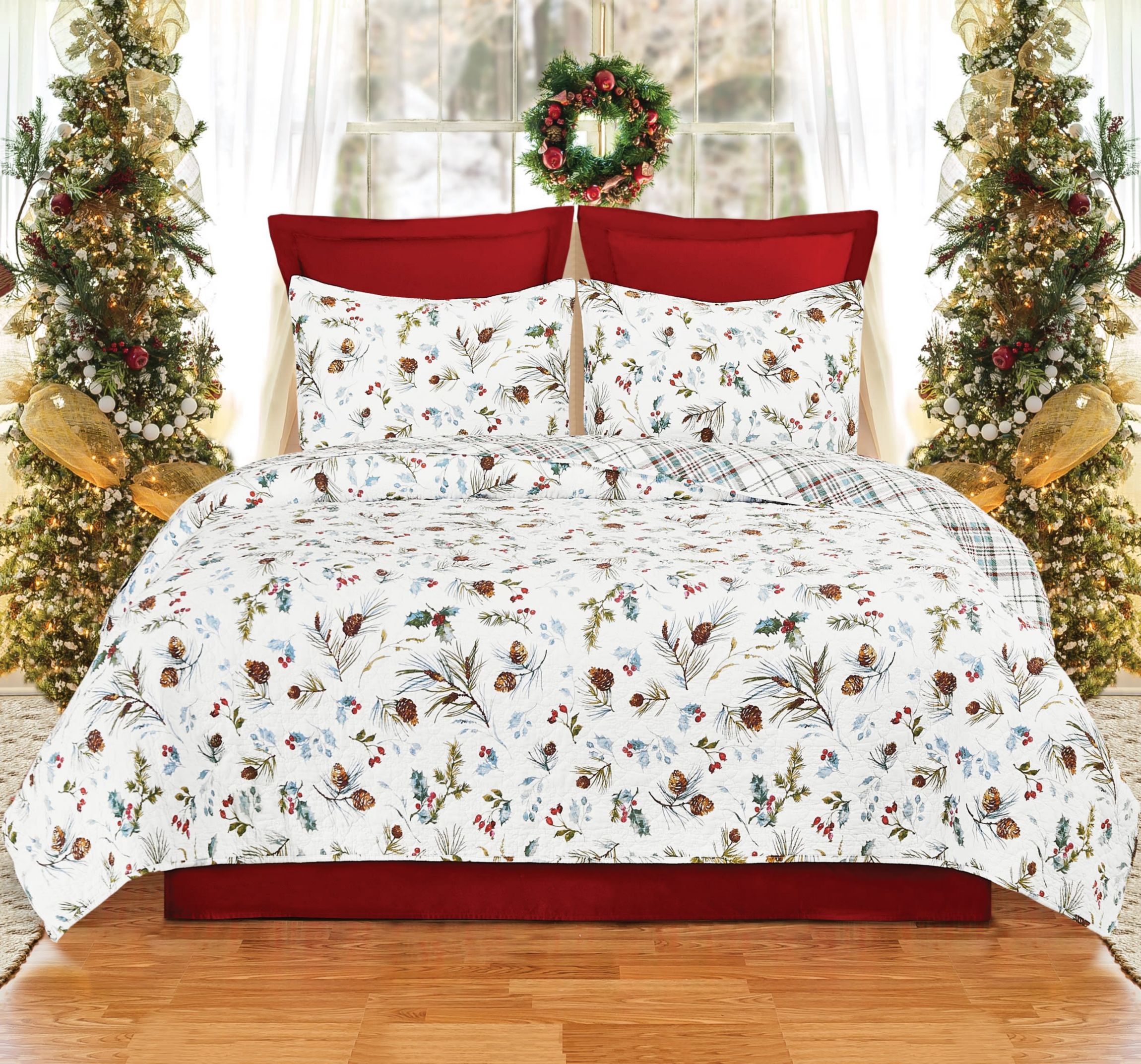 Edith Reversible Holly Full/Queen Quilt Set