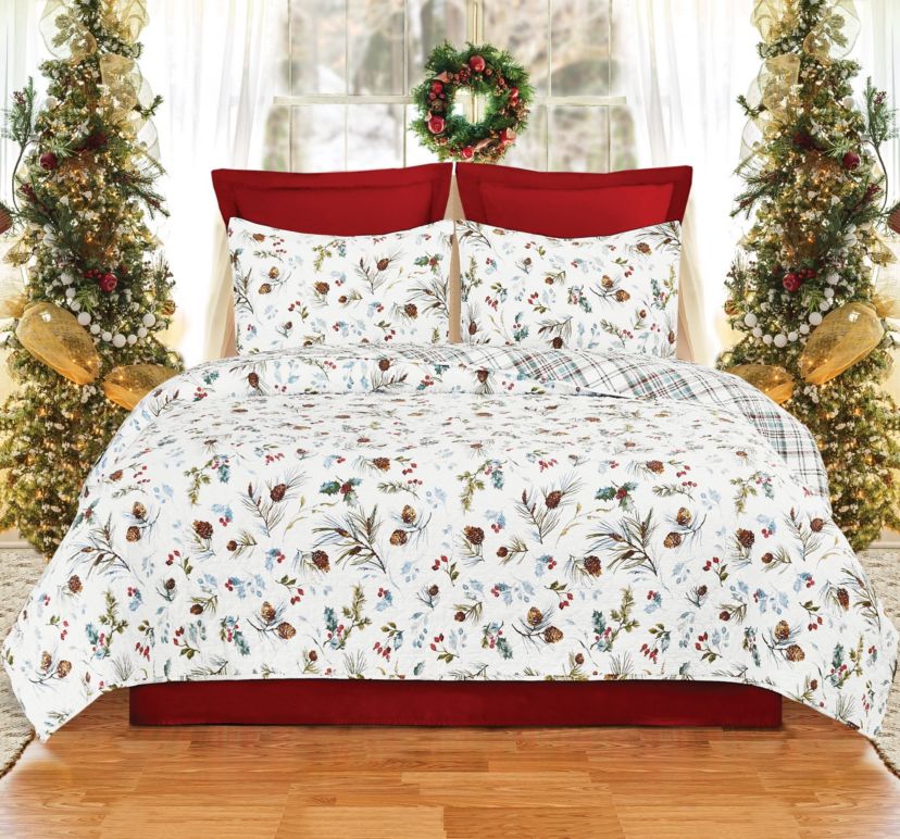 Edith Reversible Holly Full/Queen Quilt Set