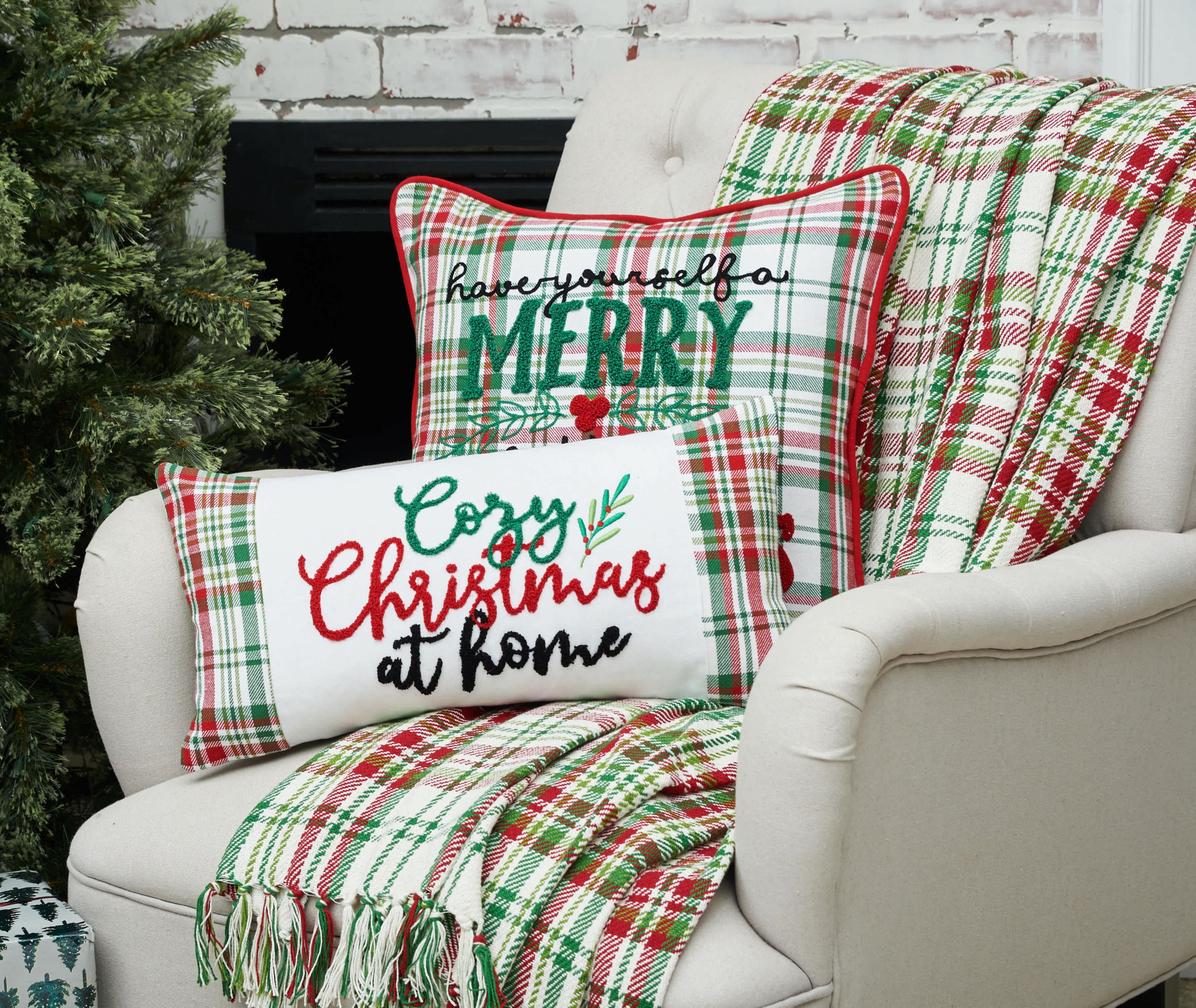 Cozy Christmas Plaid Small Petite Christmas Throw Pillow