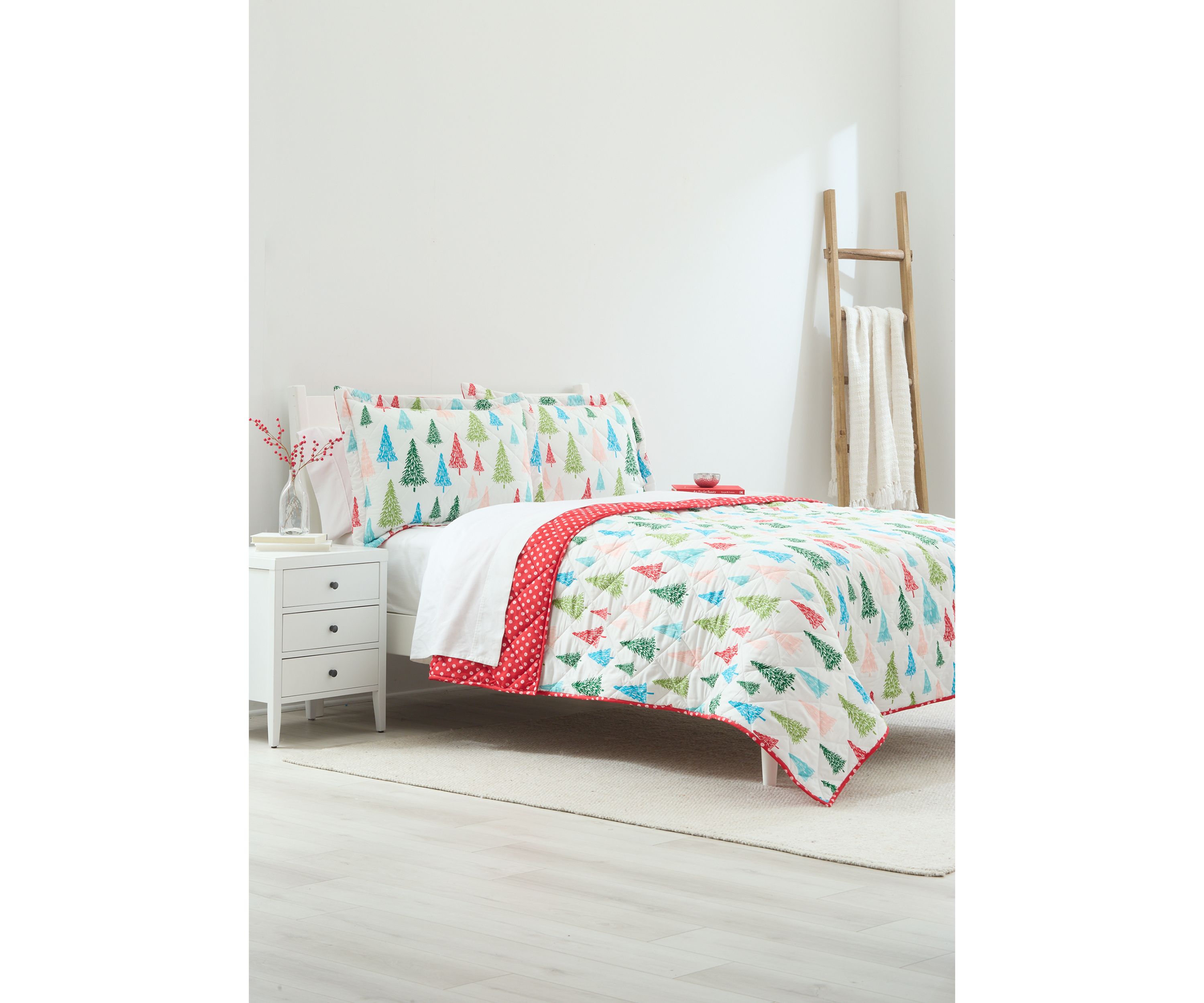 Multicolored Trees Quilt Set