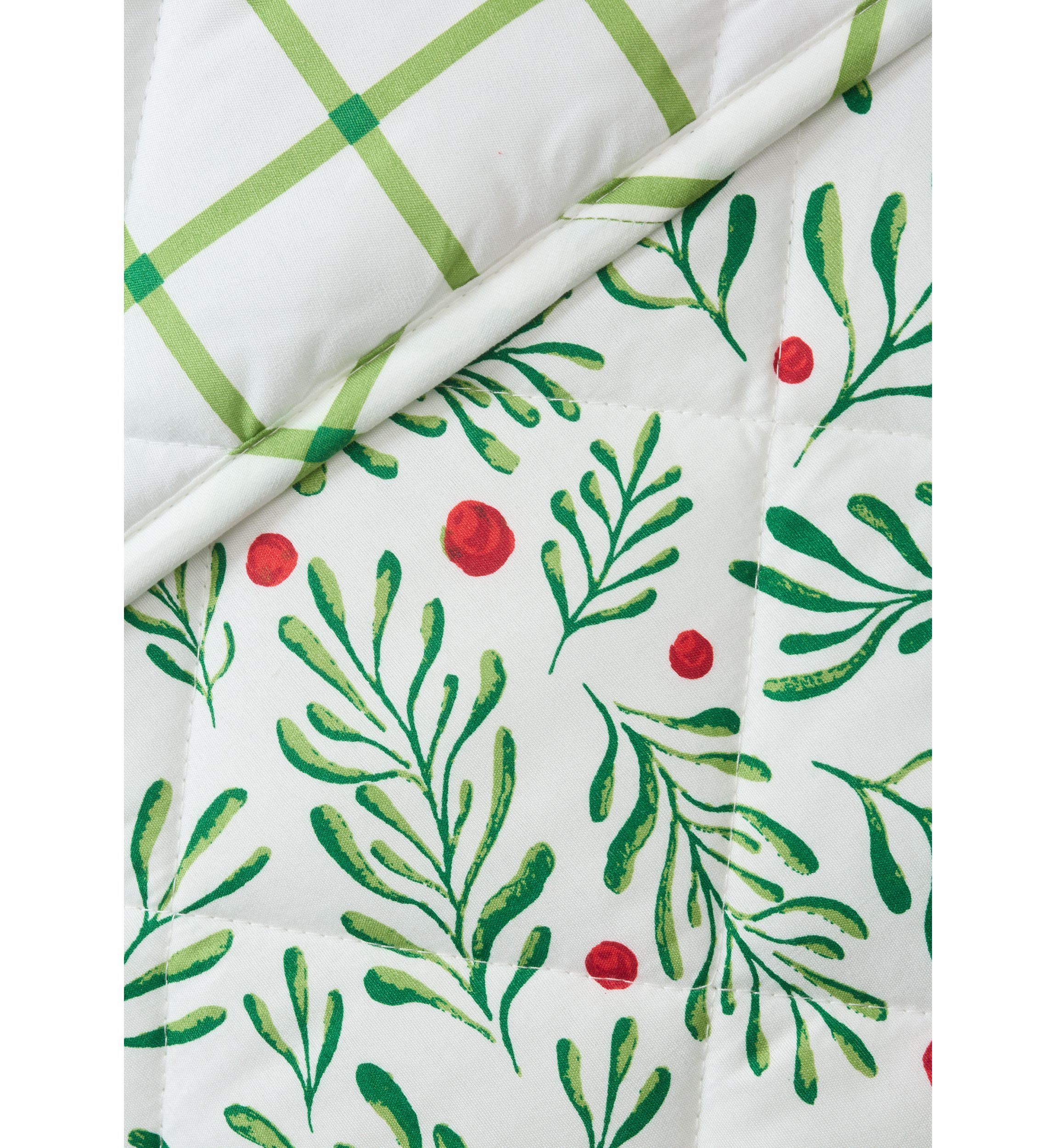 Holly Branch Quilt Set