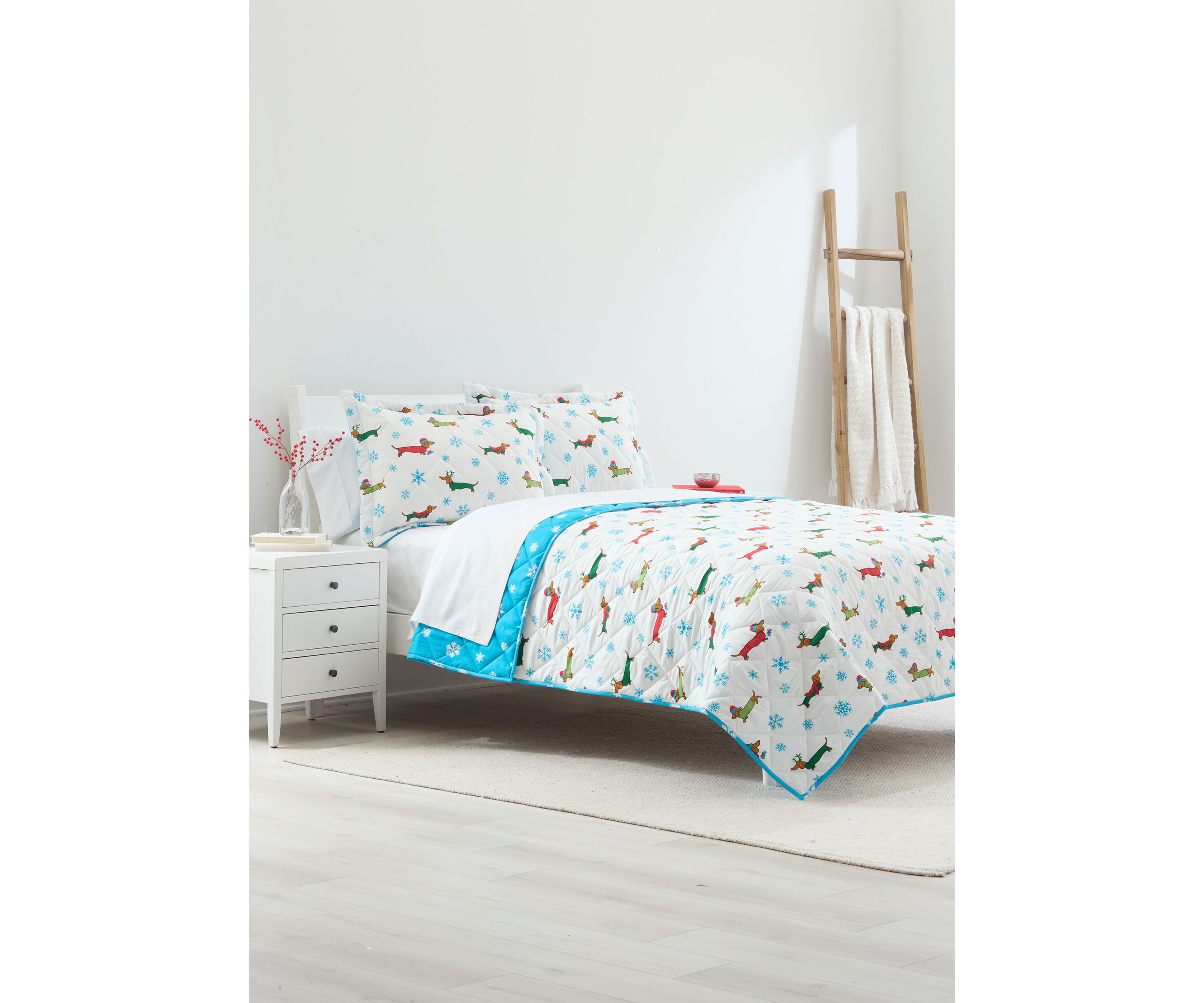 Snowy Dog Quilt Set