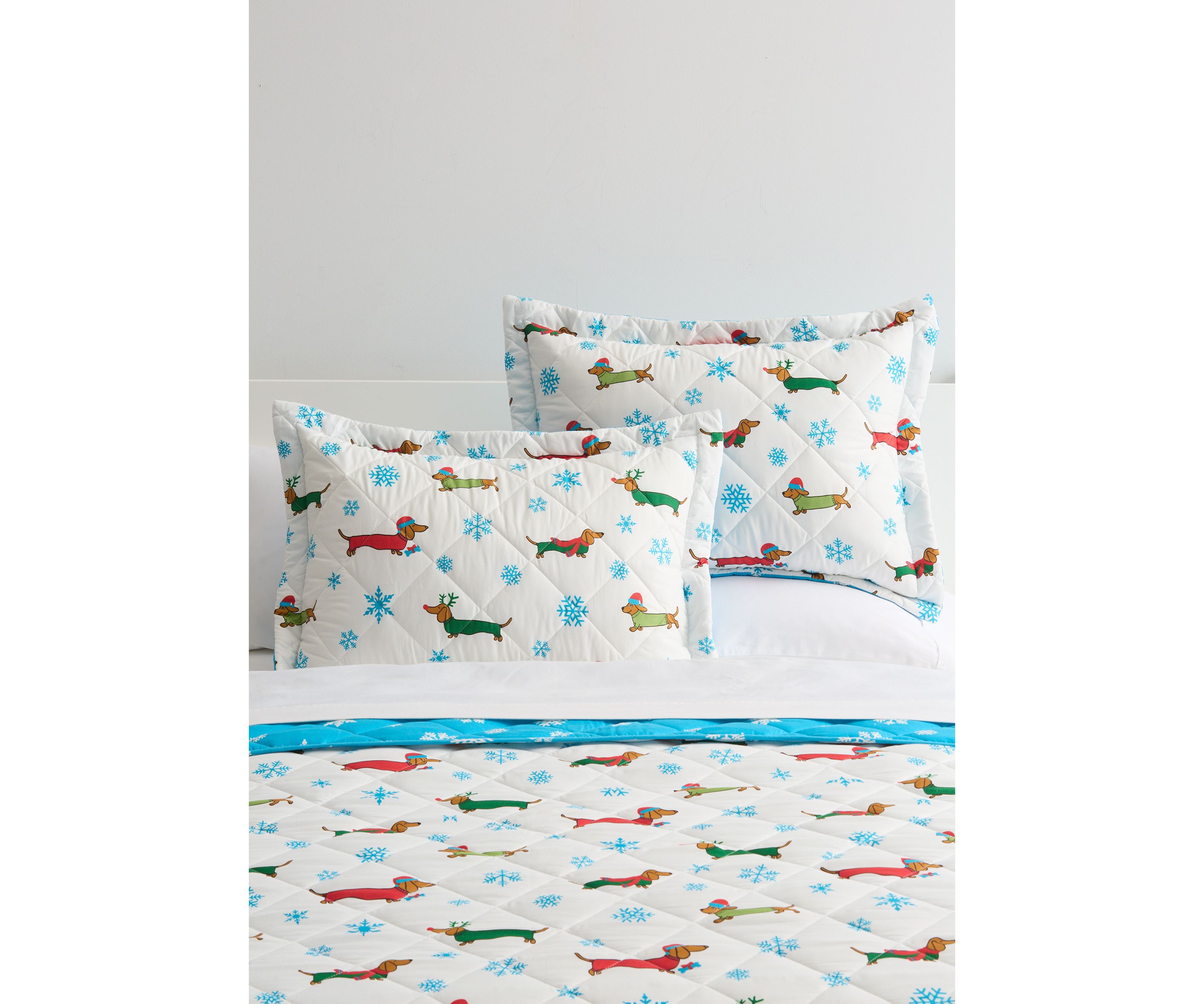 Snowy Dog Quilt Set