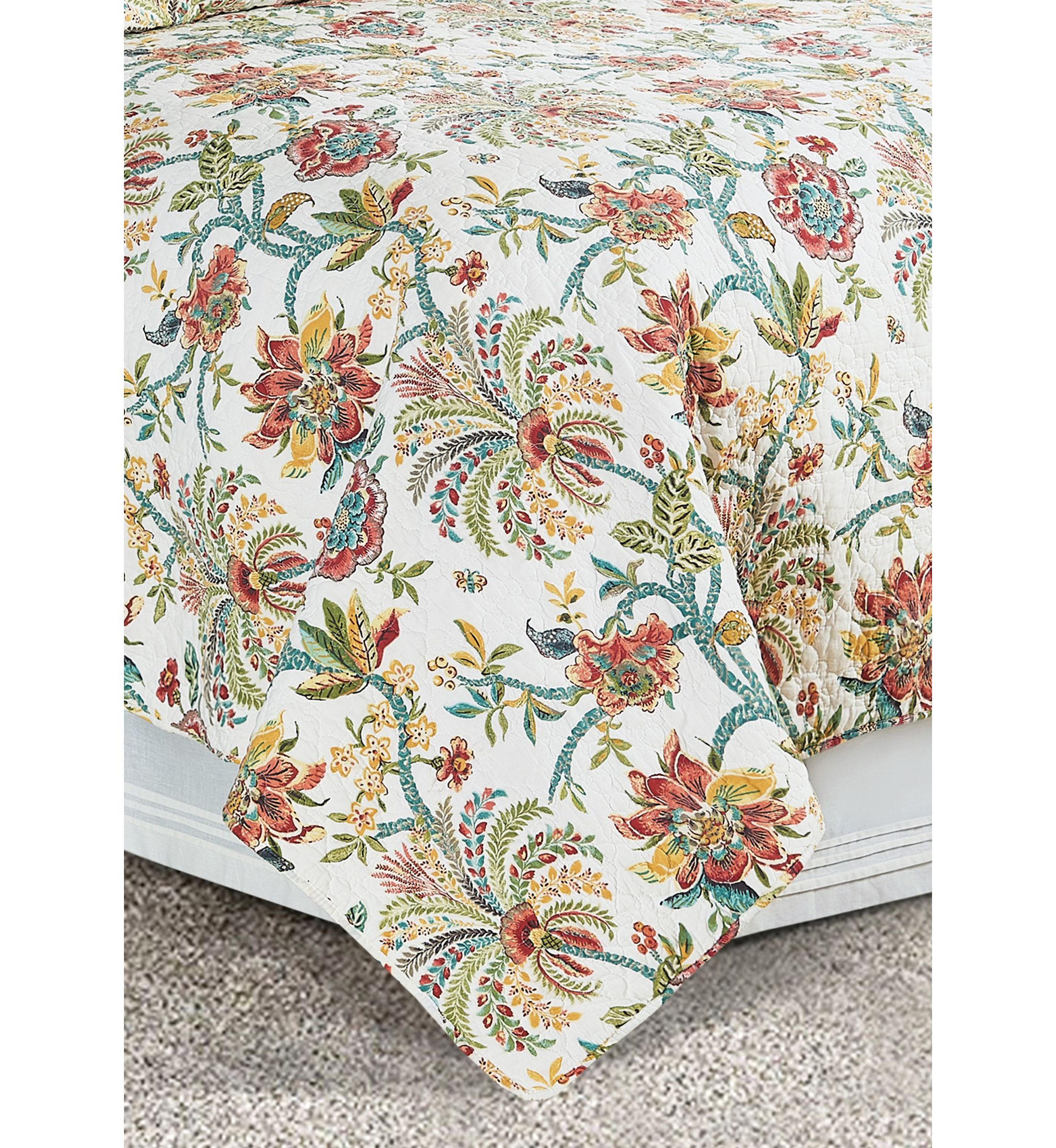 Braganza Quilt Set