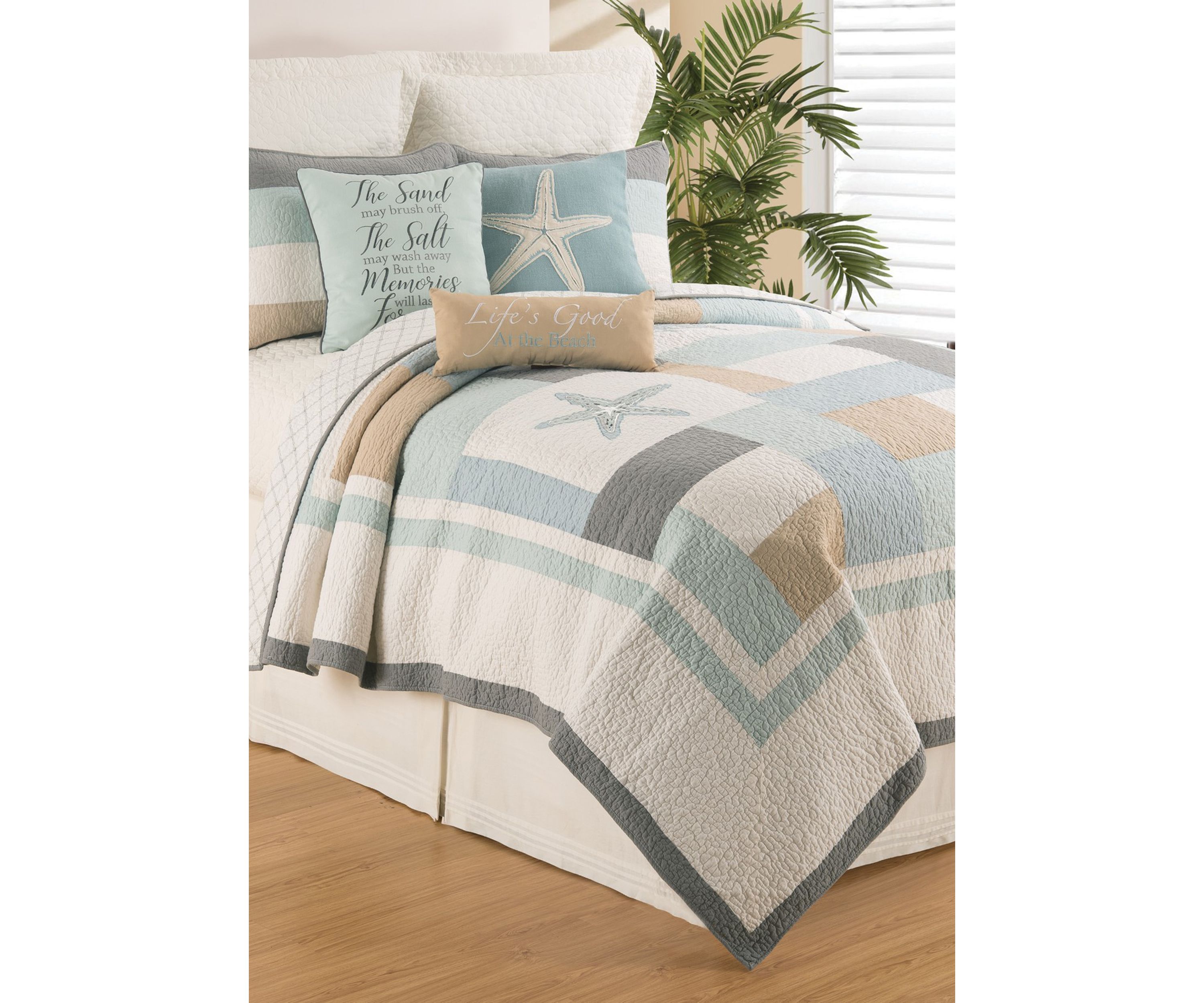 Driftwood Shores Coastal Quilt Set