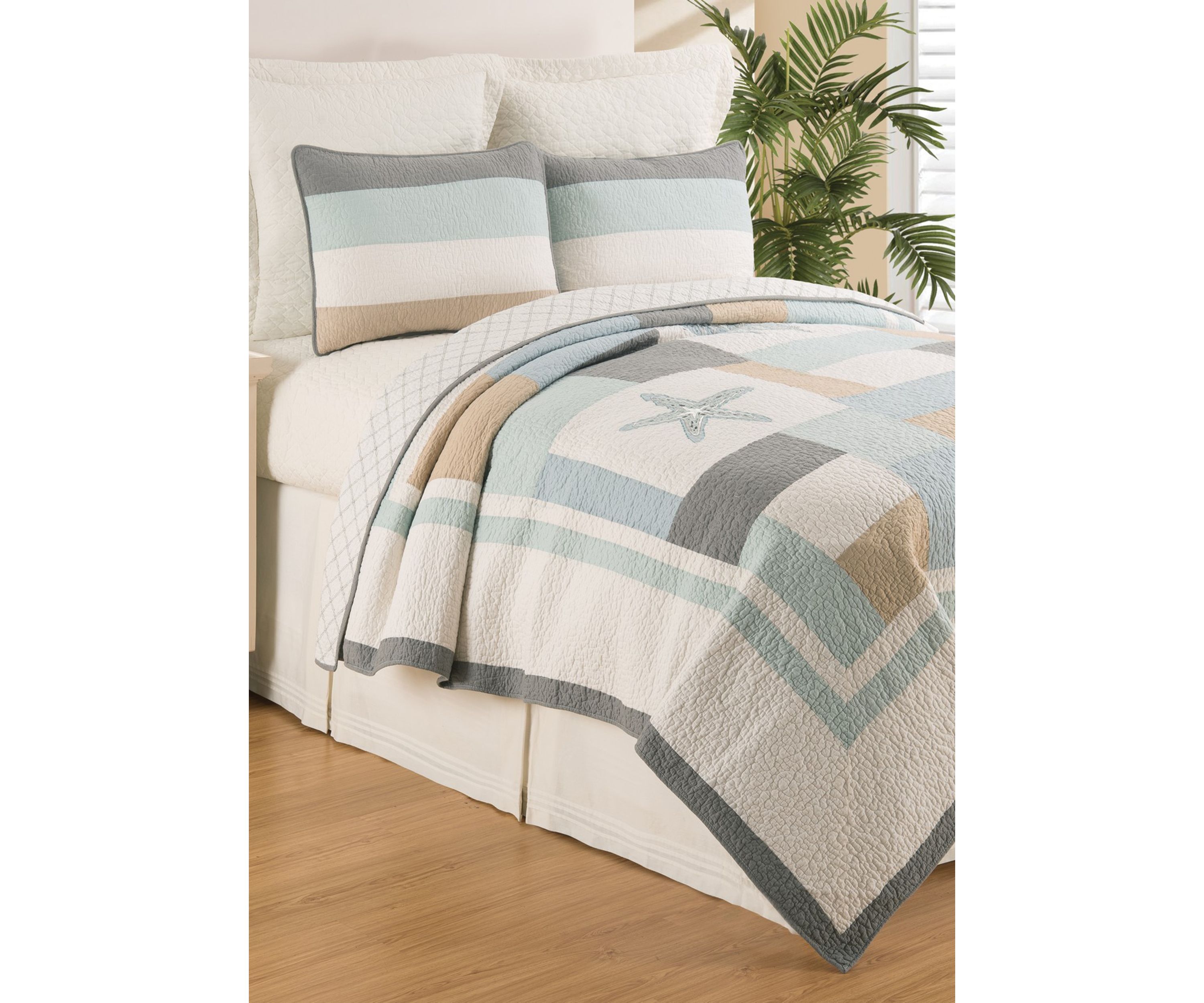 Driftwood Shores Coastal Quilt Set