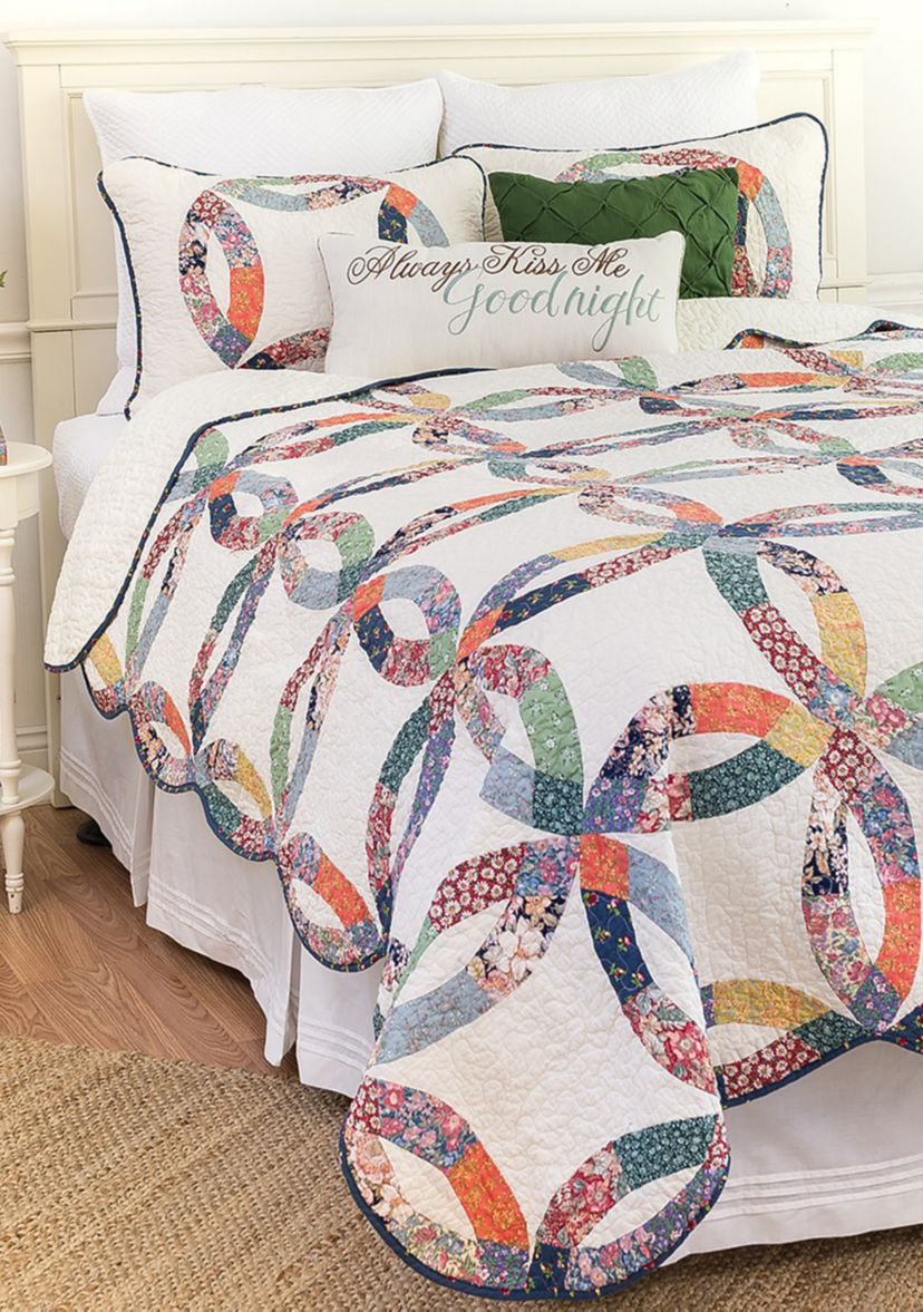Heritage Wedding Ring Pieced Patchwork Quilt Set
