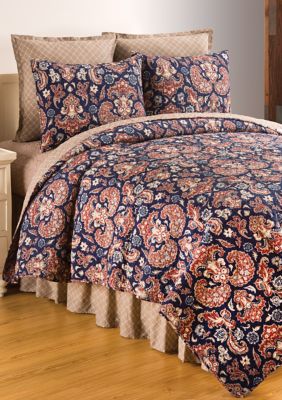 Rosamund Damask Quilt Set