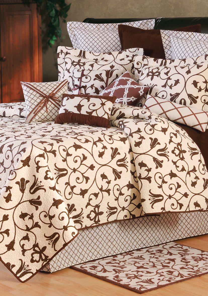 Seraphina Brown Quilt Set
