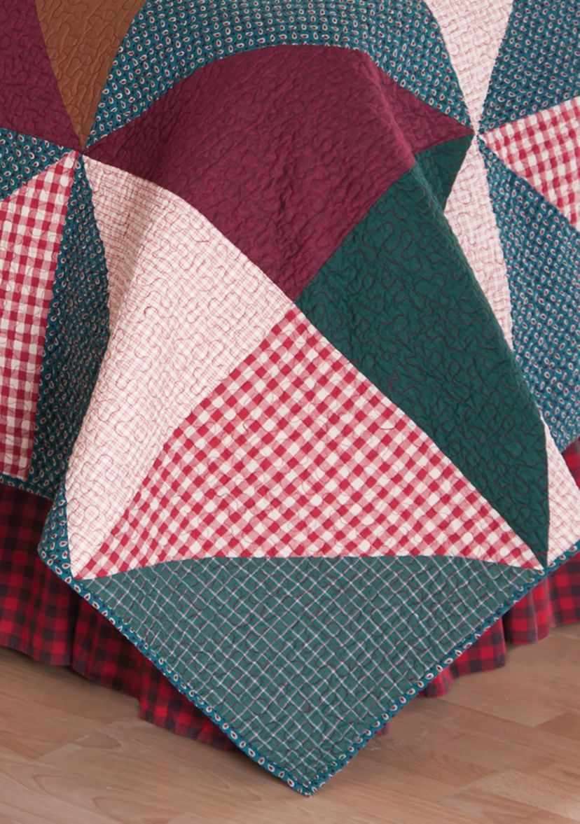 Shady Pines Rustic Lodge Quilt Set