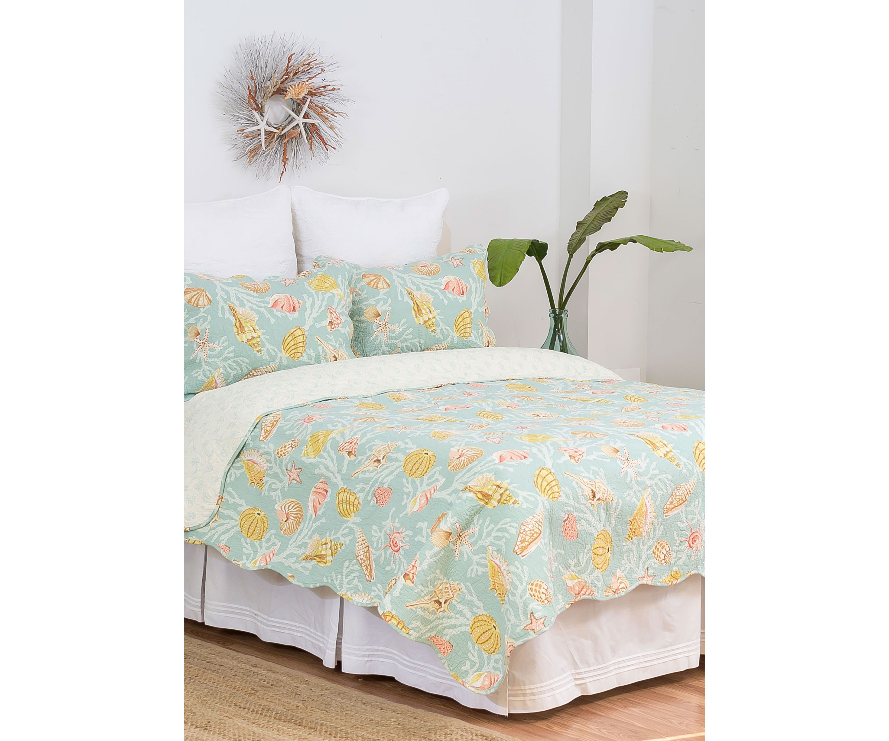 St. Martin Coastal Blue Quilt Set