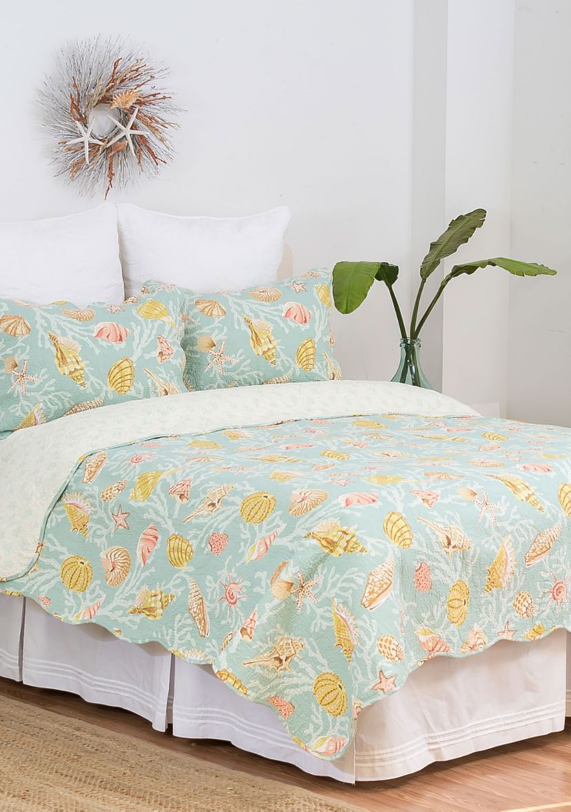 St. Martin Coastal Blue Quilt Set