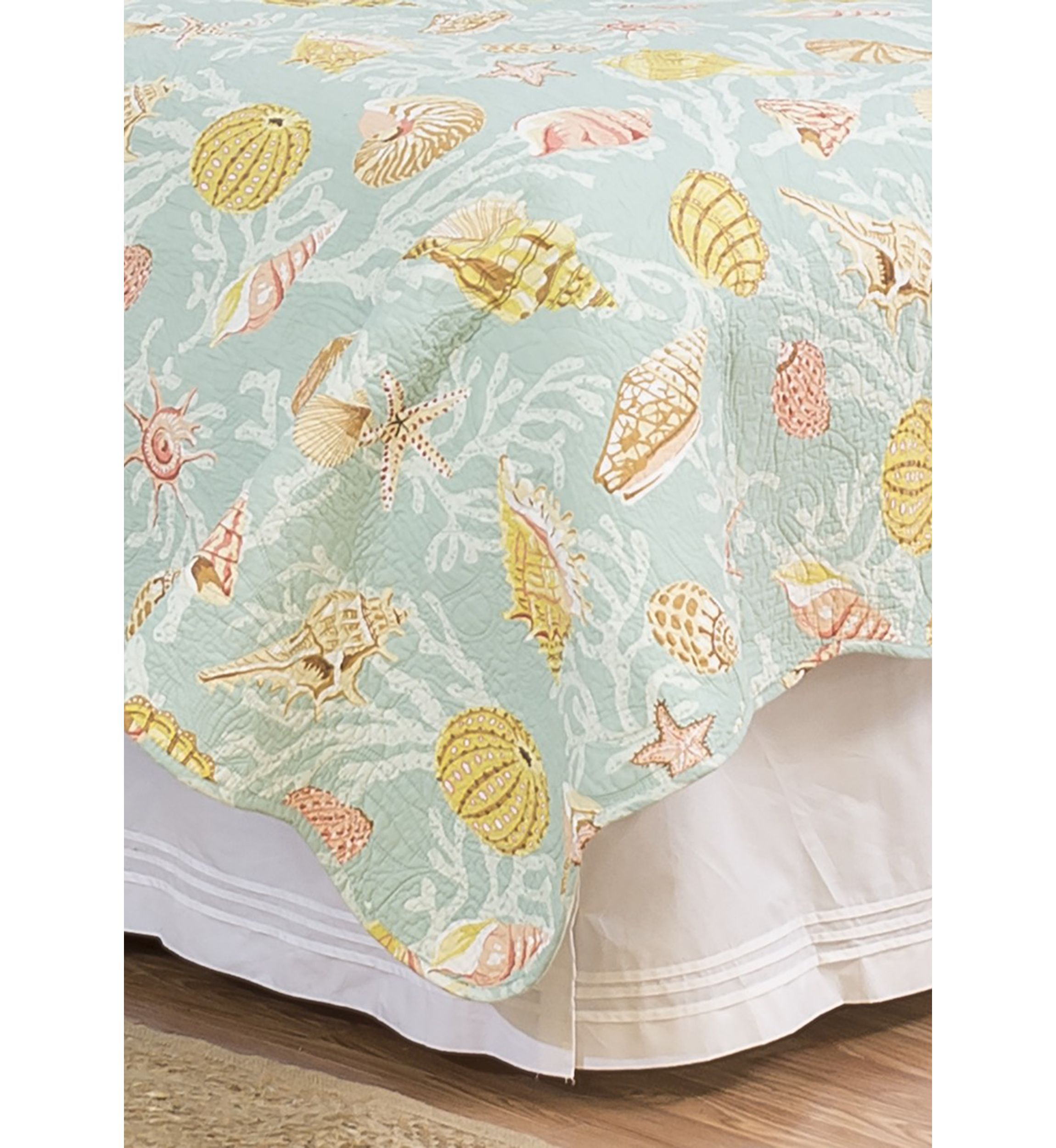 St. Martin Coastal Blue Quilt Set