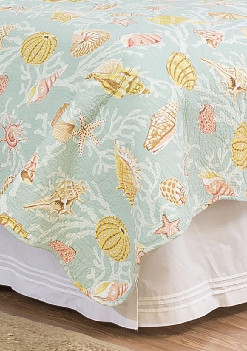 St. Martin Coastal Blue Quilt Set