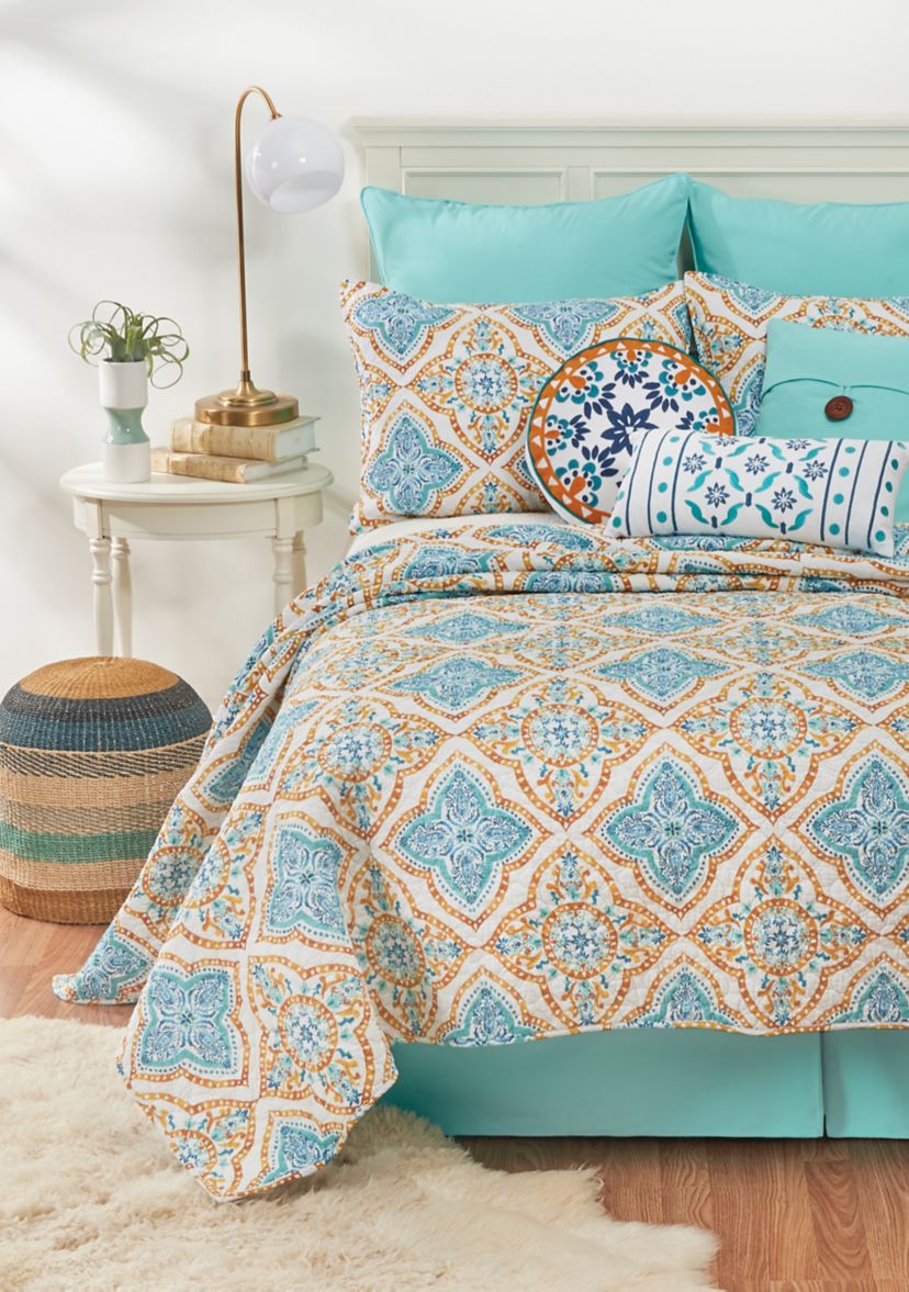 Terrace Medallion Quilt Set