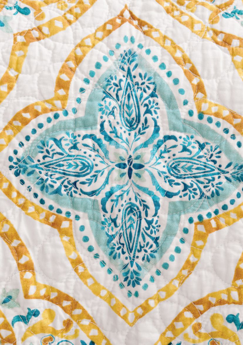Terrace Medallion Quilt Set
