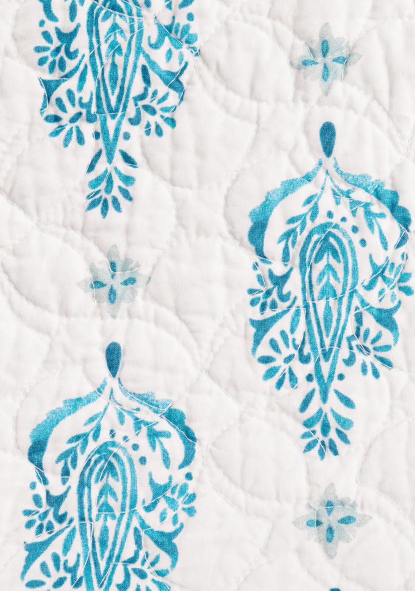 Terrace Medallion Quilt Set