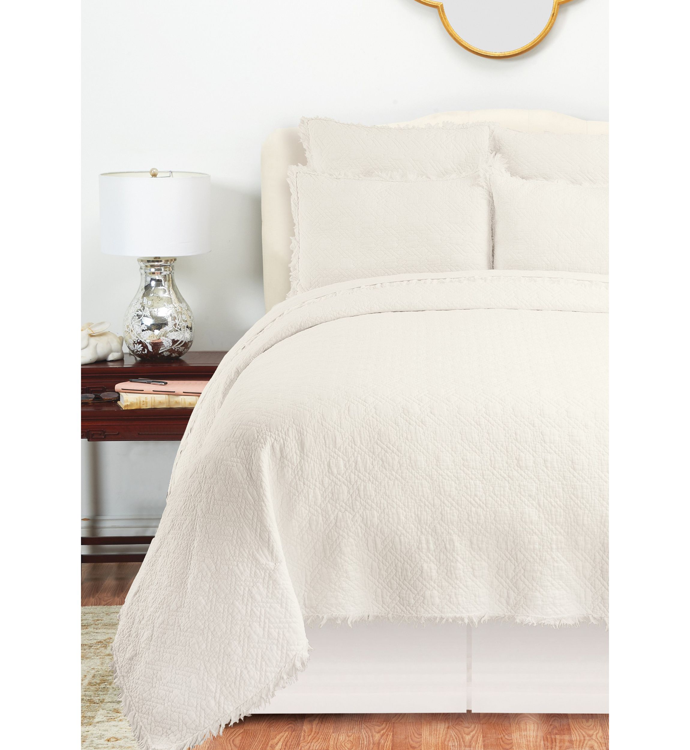 Trellis Quilt Set