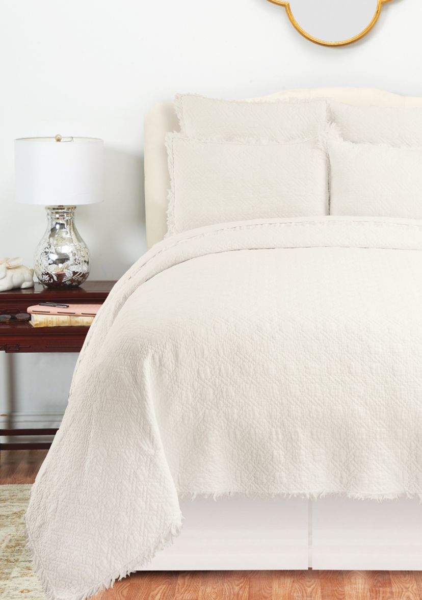 Trellis Quilt Set