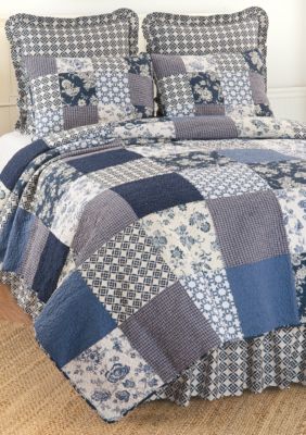 crown ivy picnic quilt