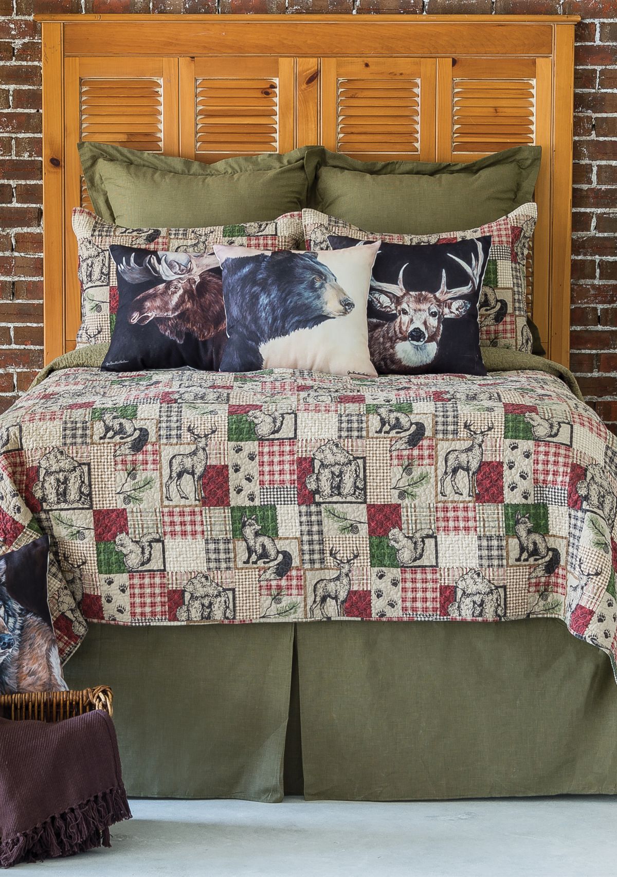Caleb Quilt Set