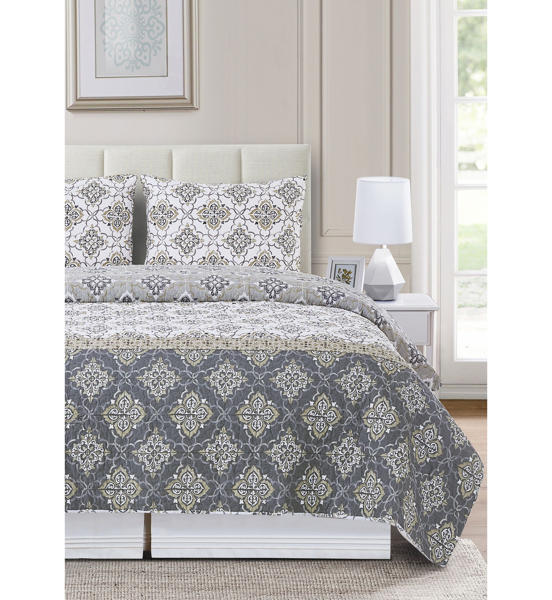 Jahmir Quilt 3 Piece Set