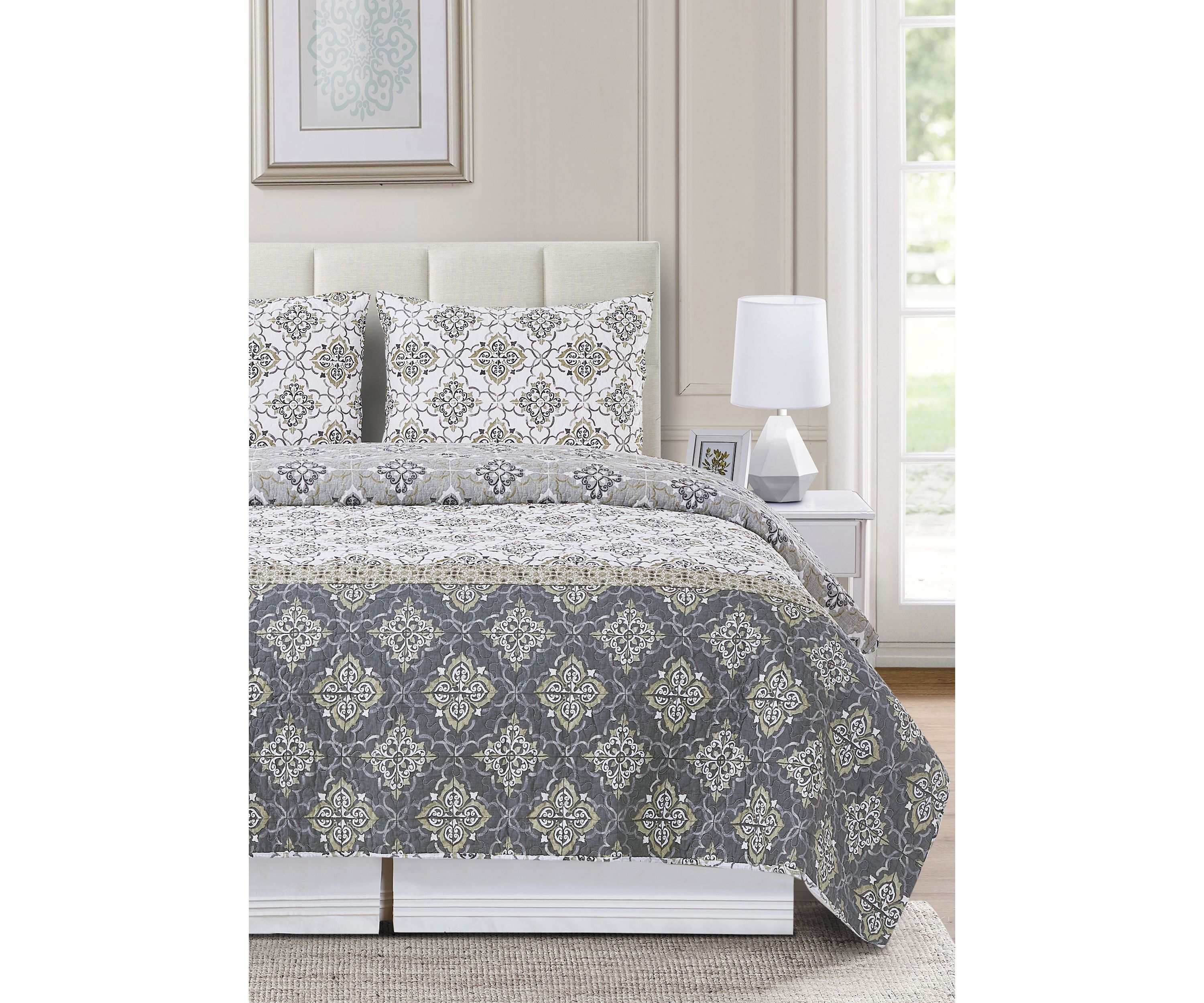 Jahmir Quilt 3 Piece Set